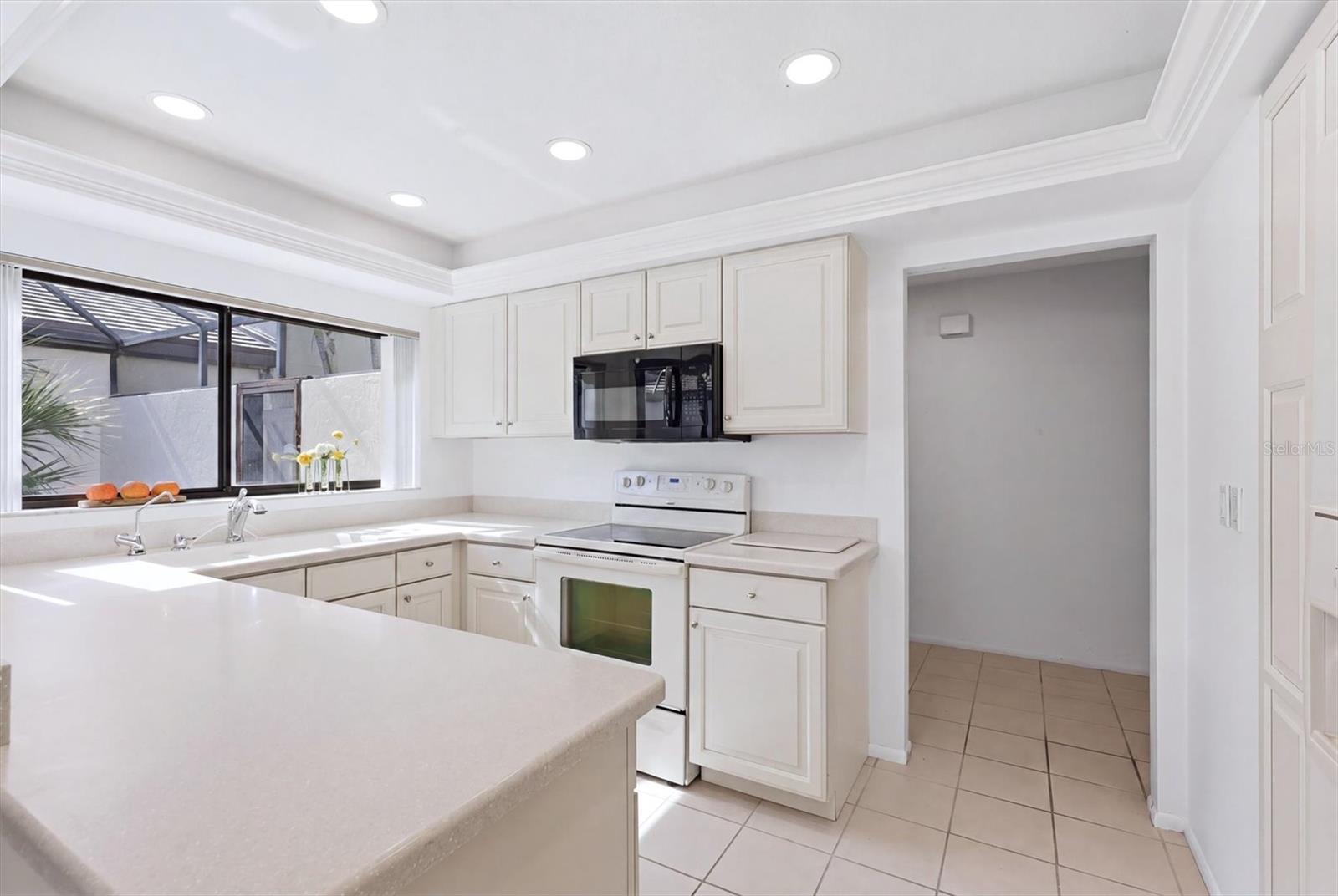 GLEN OAKS MANOR HOMES PH 2 - Residential