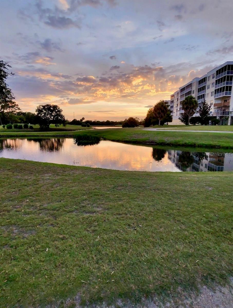 COUNTRY CLUB CONDO AT EAST BAY - Residential