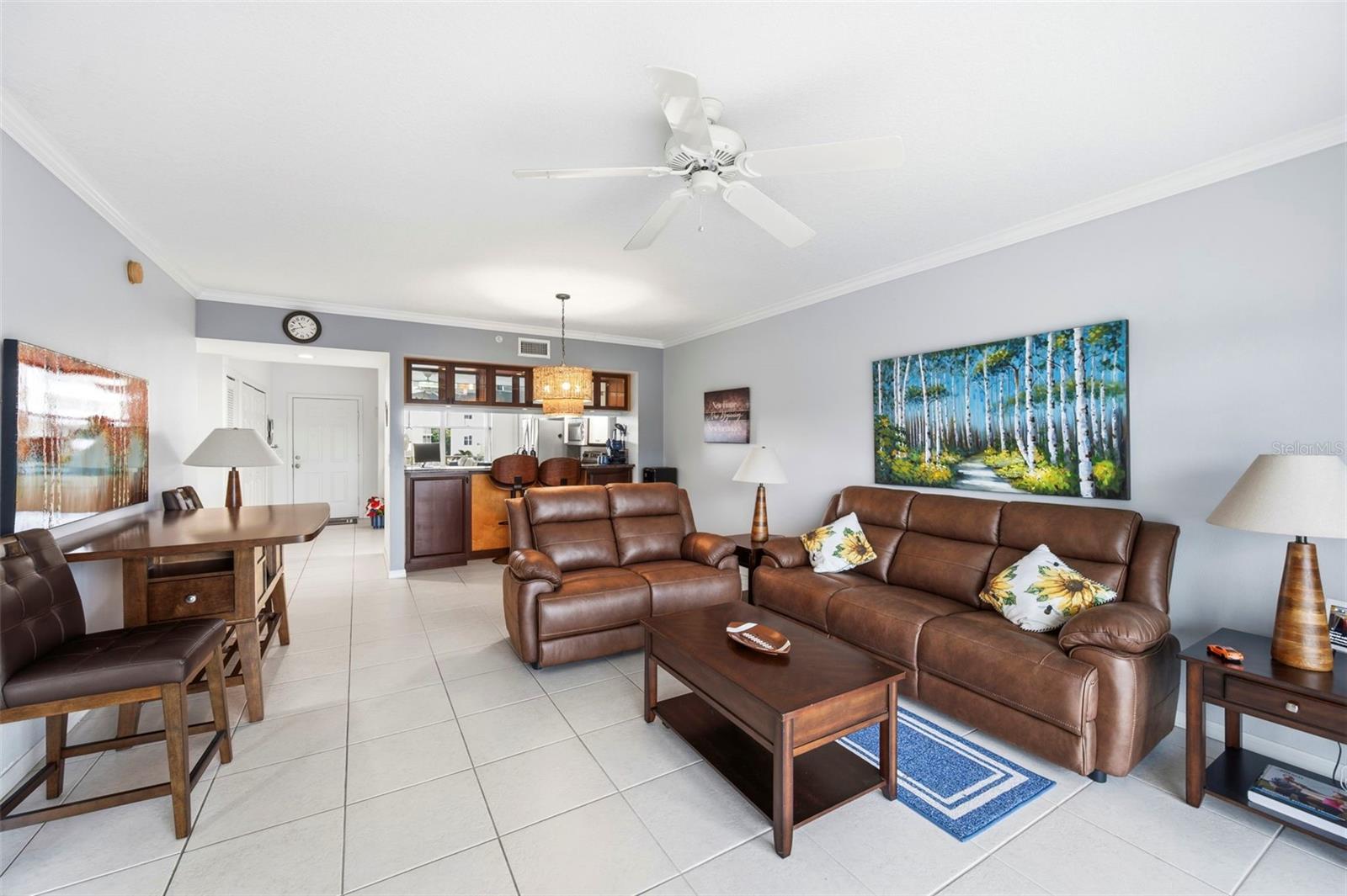 COUNTRY CLUB CONDO AT EAST BAY - Residential