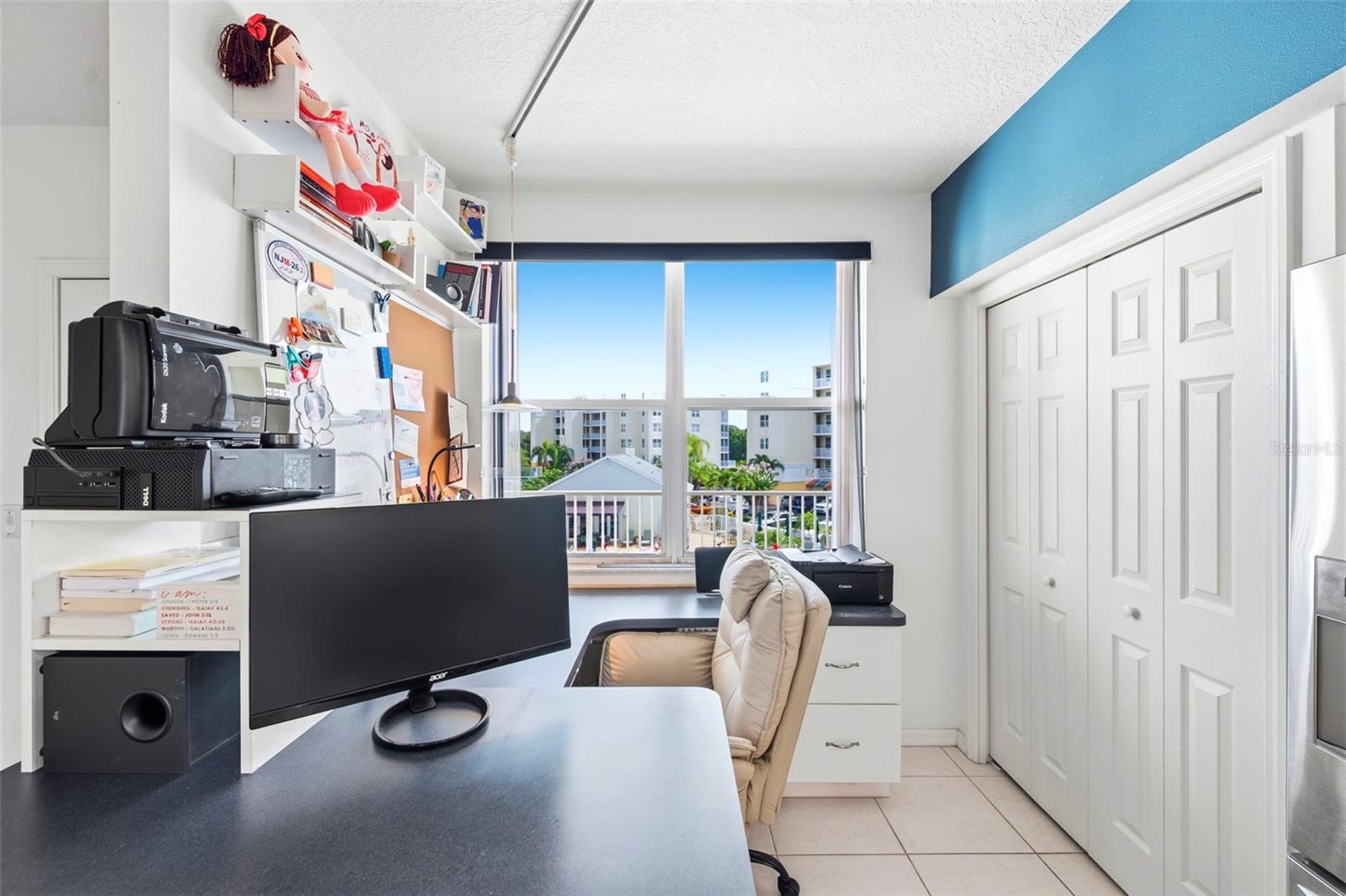 COUNTRY CLUB CONDO AT EAST BAY - Residential