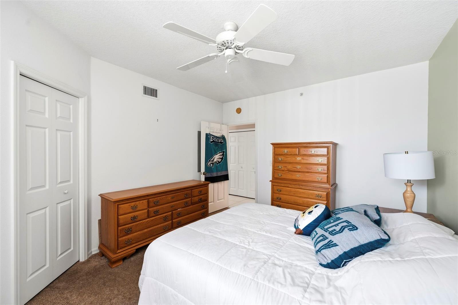 COUNTRY CLUB CONDO AT EAST BAY - Residential