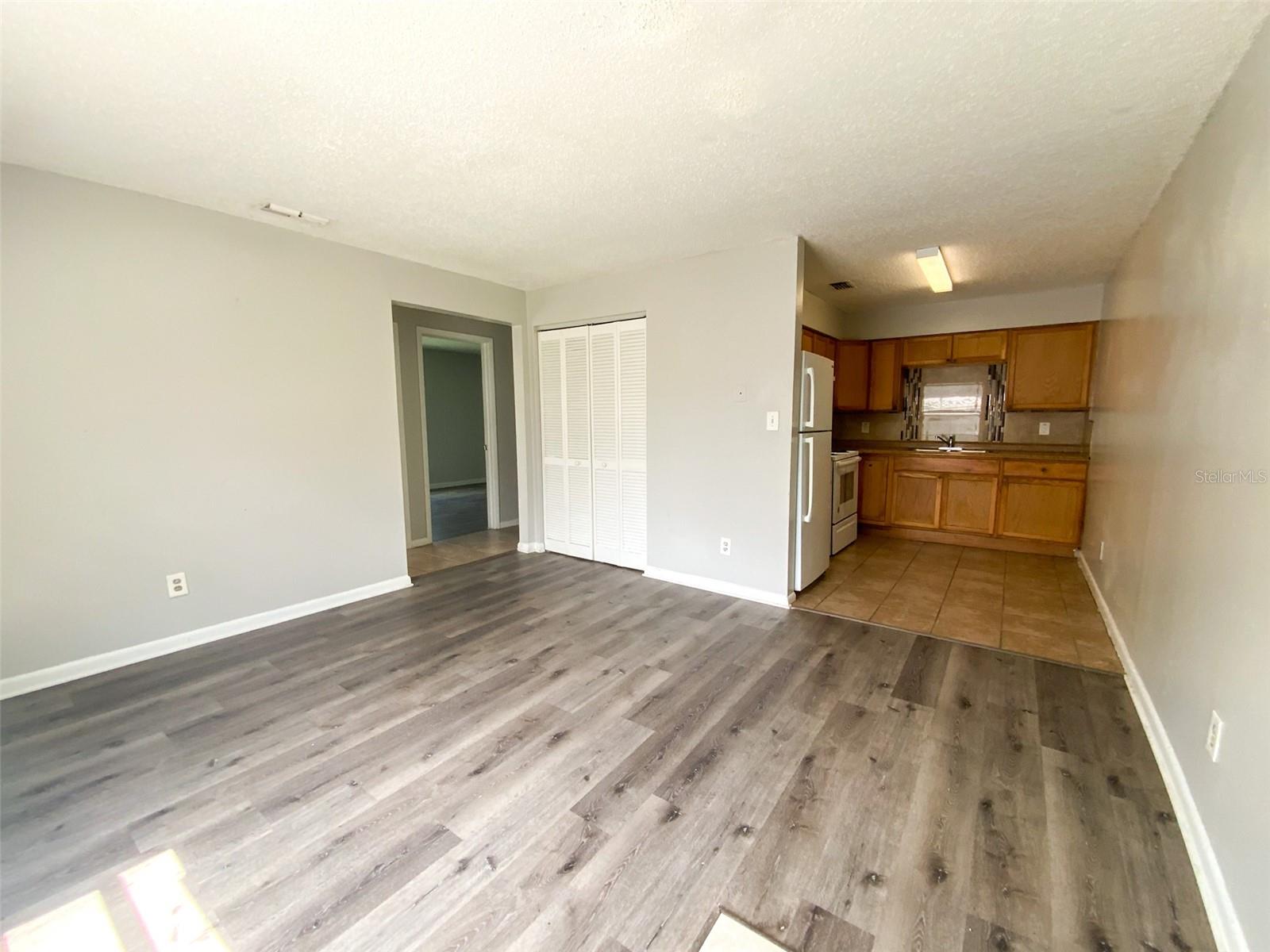 CLEWELL HEIGHTS SECOND ADDITIO - Residential Lease