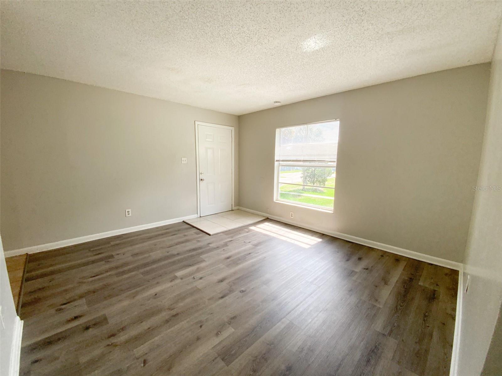 CLEWELL HEIGHTS SECOND ADDITIO - Residential Lease