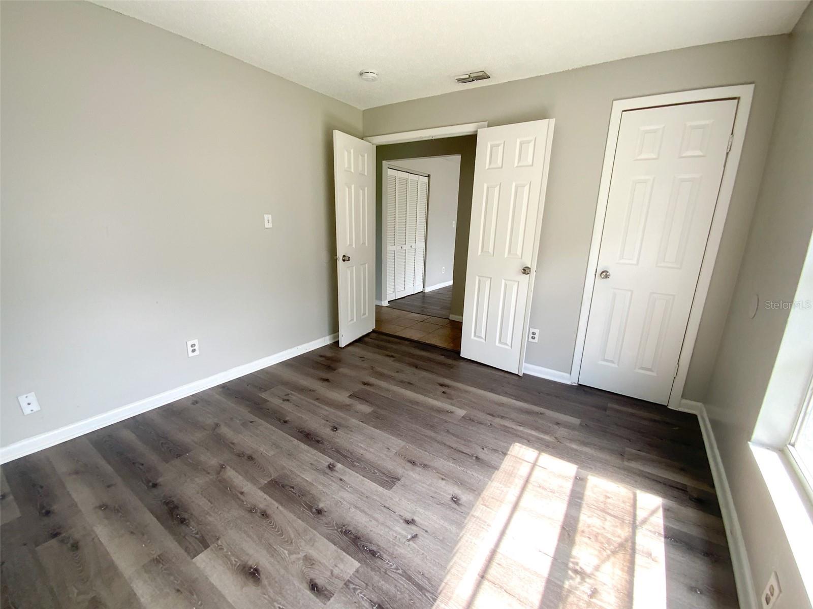 CLEWELL HEIGHTS SECOND ADDITIO - Residential Lease