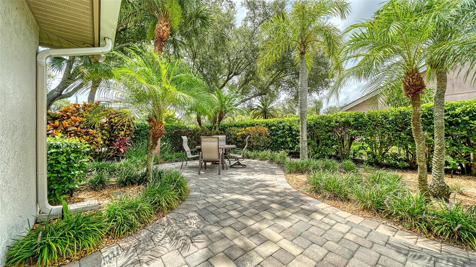 THE HIGHLANDS - THE MEADOWS - Residential