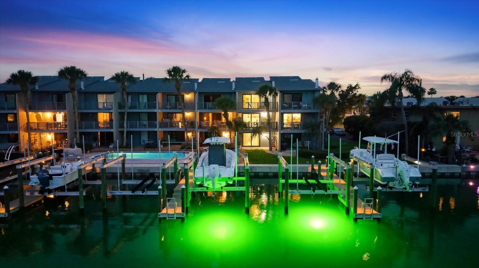 CAPRI LANDINGS CONDO - Residential