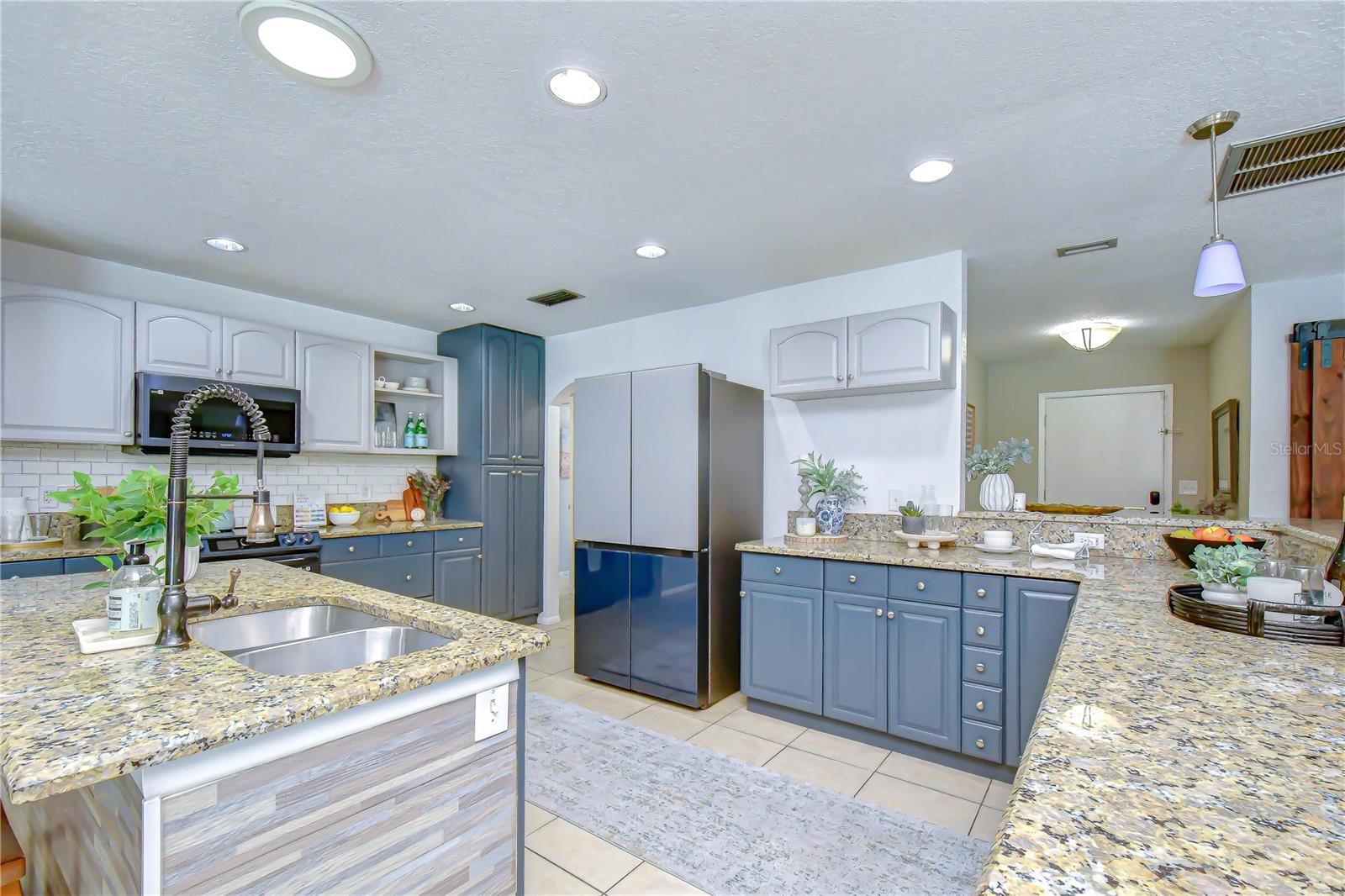OAKLEAF VILLAGE - Residential