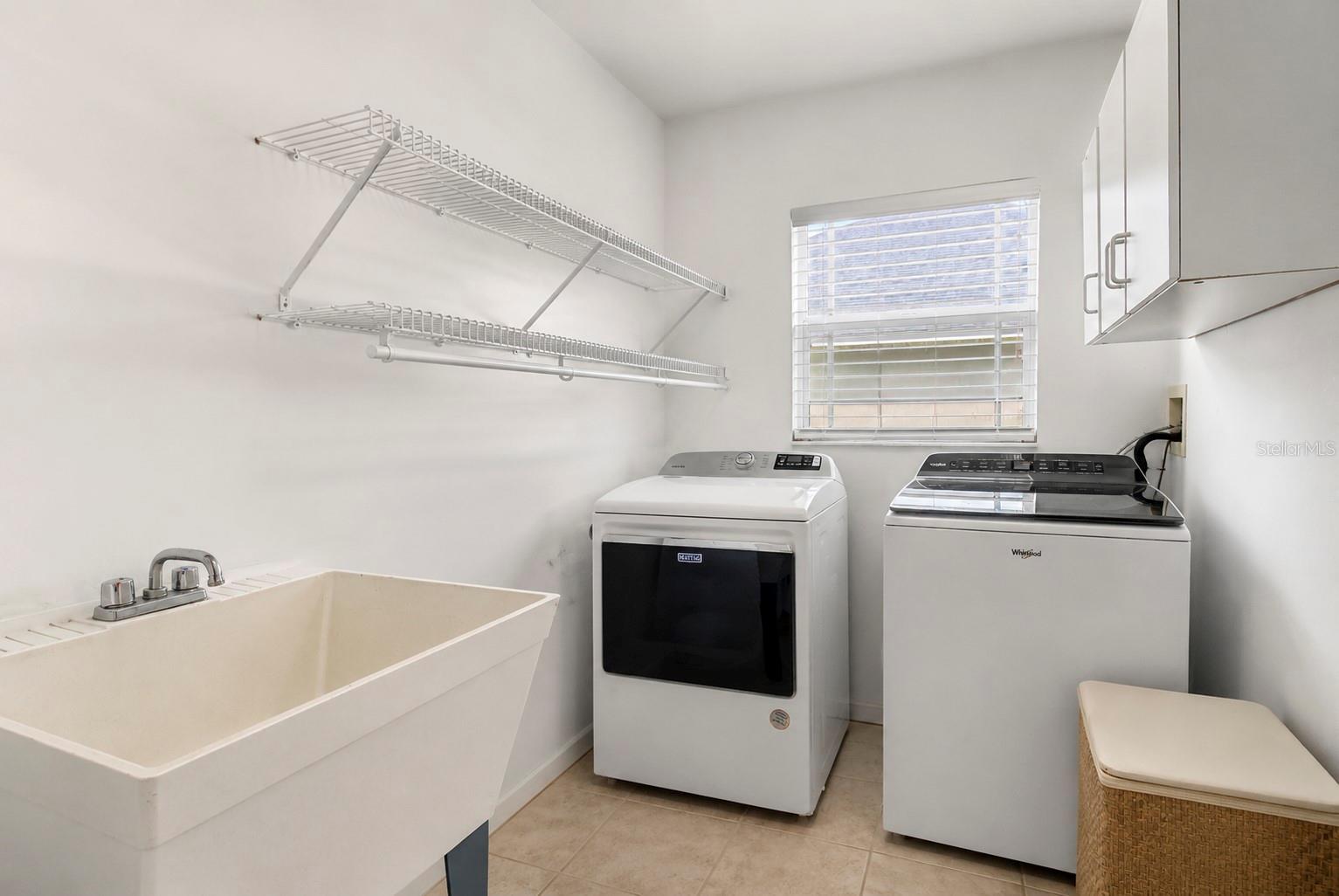 EAST LAKE RESERVE AT NARCOOSSEE UNIT 3 - Residential