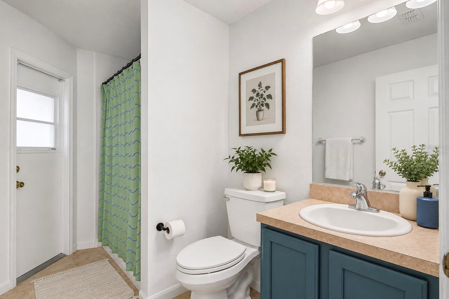 EAST LAKE RESERVE AT NARCOOSSEE UNIT 3 - Residential