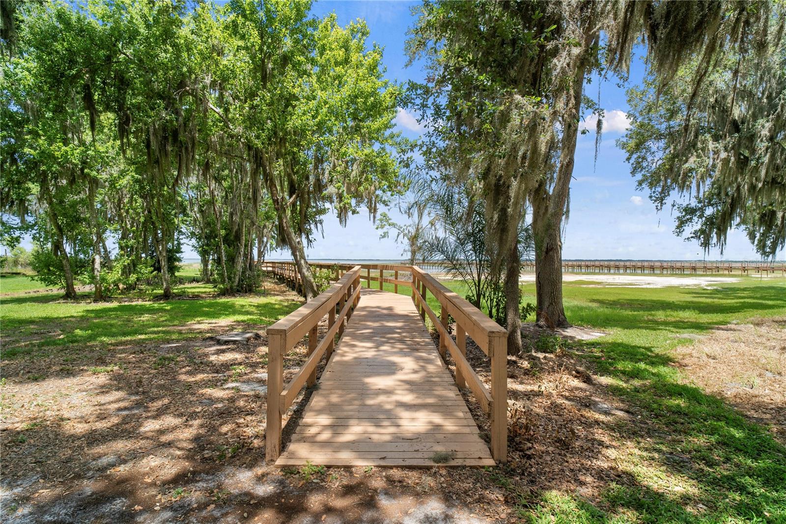 EAST LAKE RESERVE AT NARCOOSSEE UNIT 3 - Residential