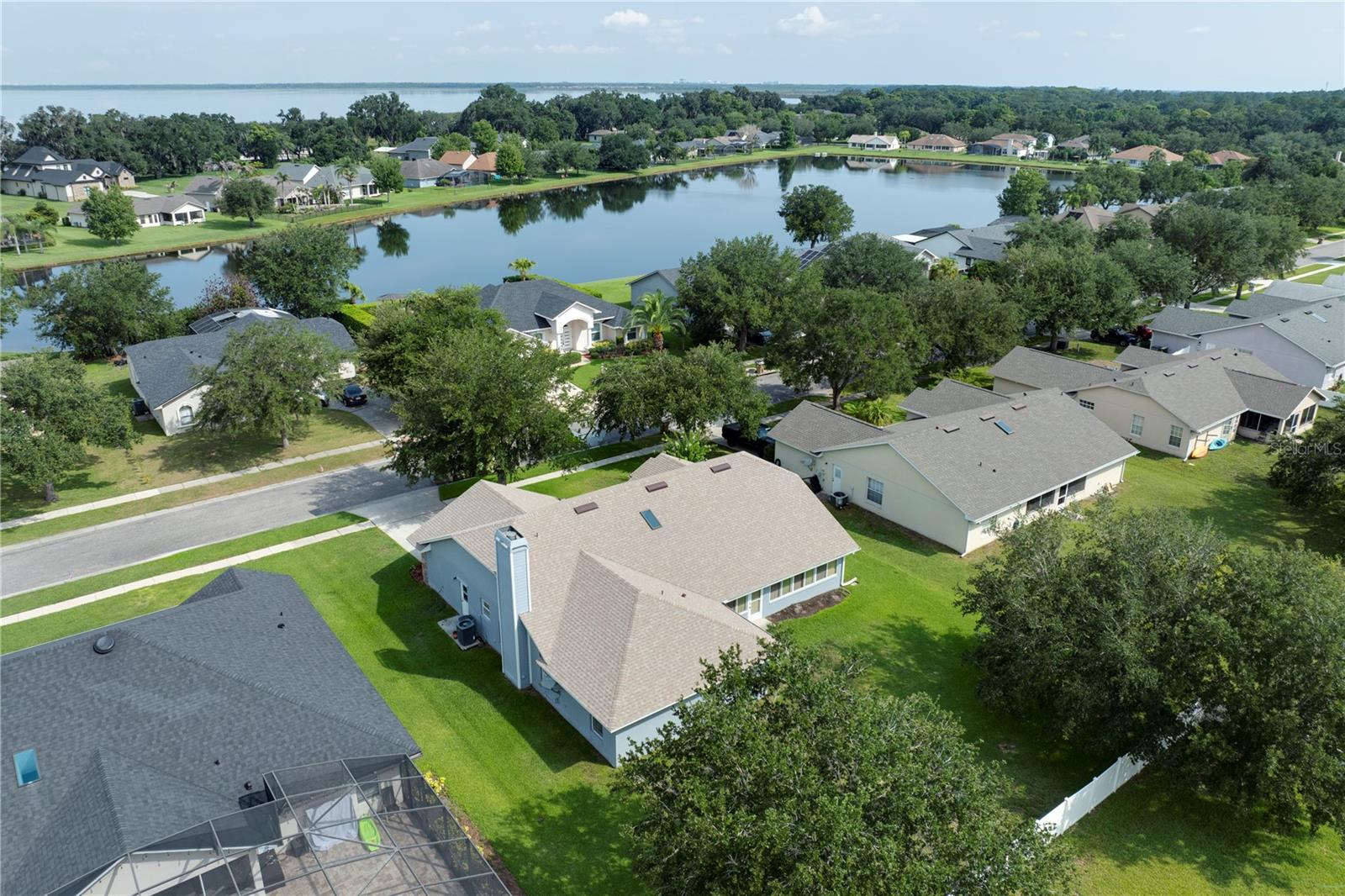 EAST LAKE RESERVE AT NARCOOSSEE UNIT 3 - Residential