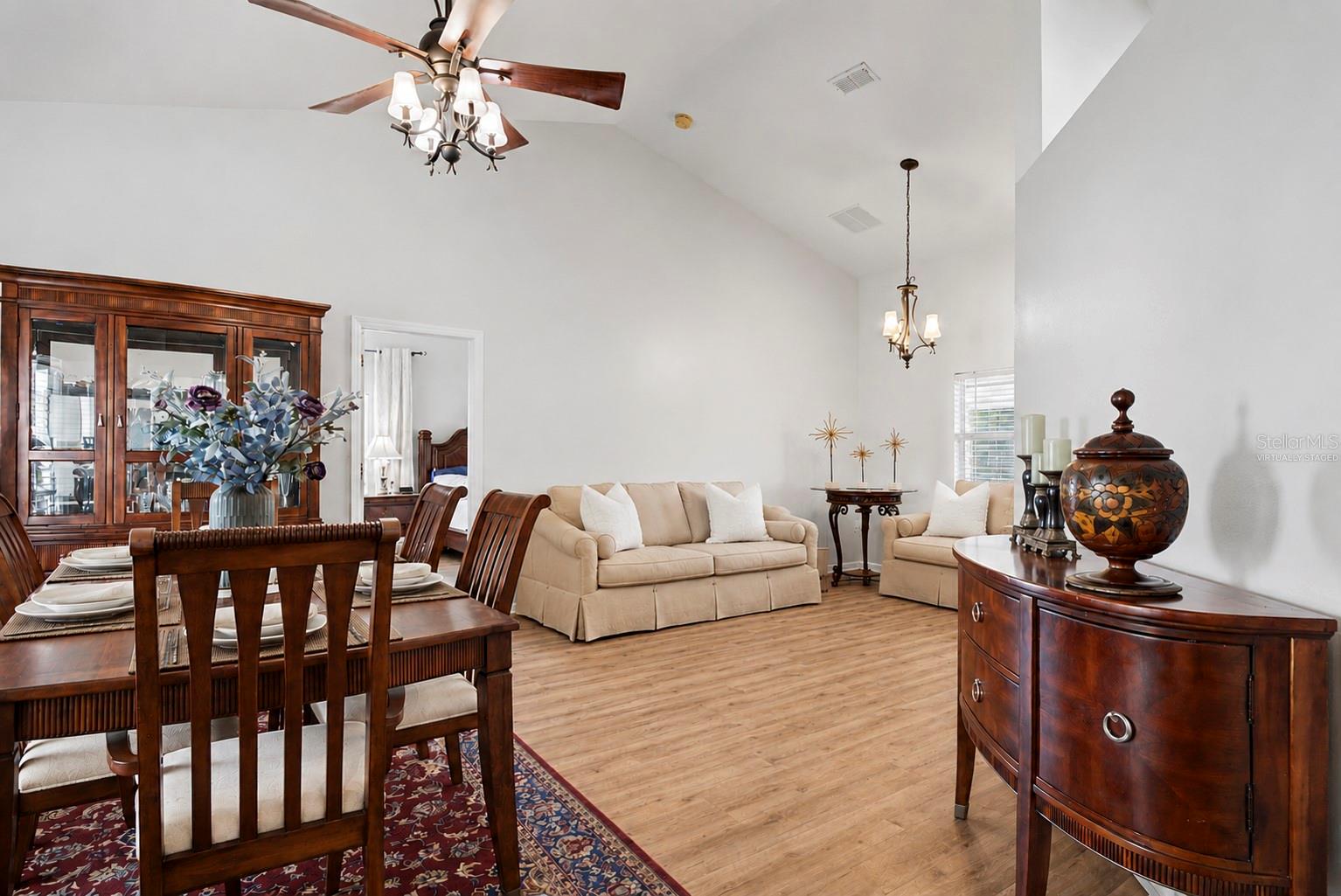 EAST LAKE RESERVE AT NARCOOSSEE UNIT 3 - Residential