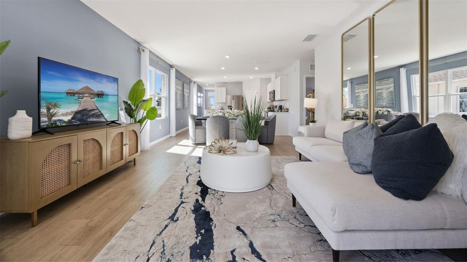 HARMONY WEST - Residential