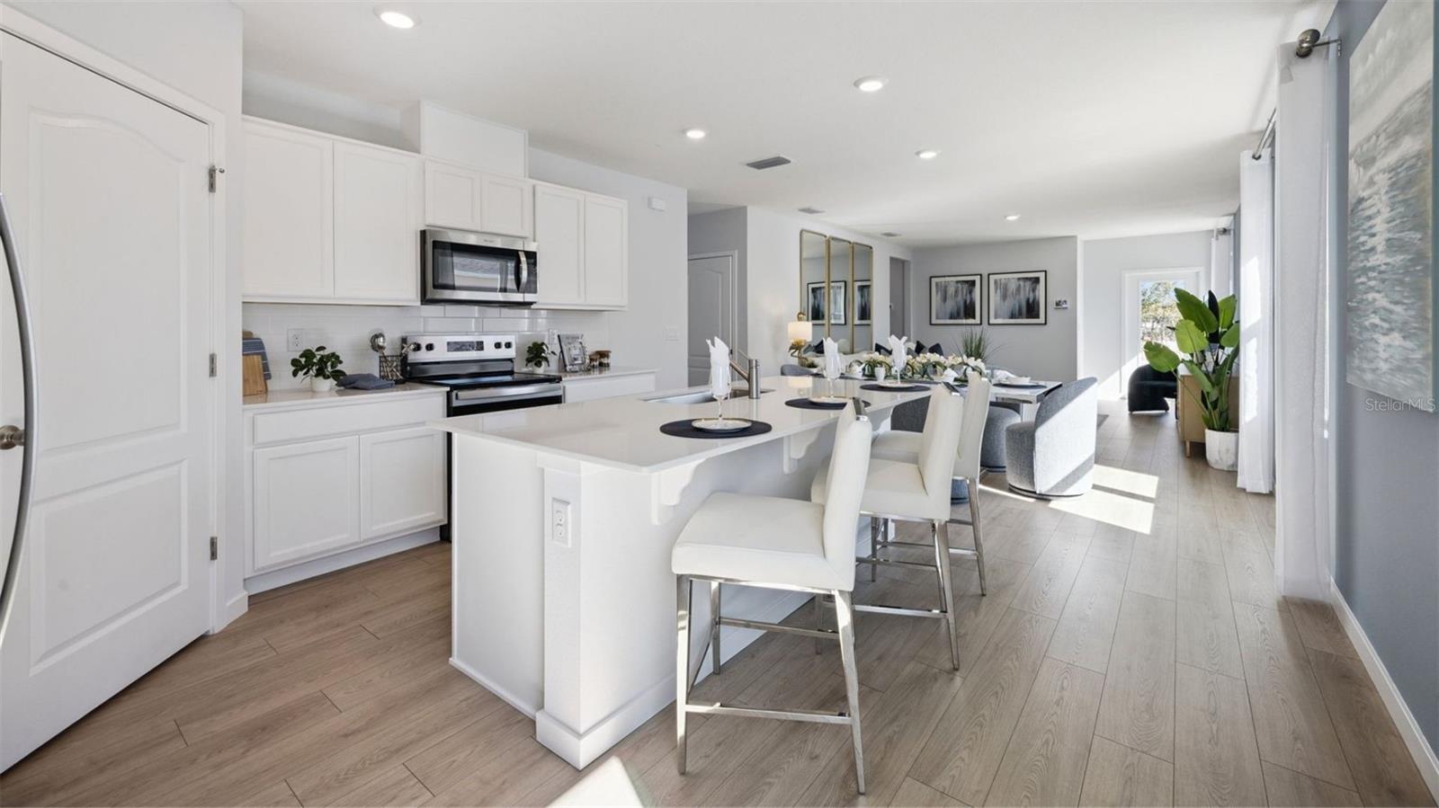 HARMONY WEST - Residential