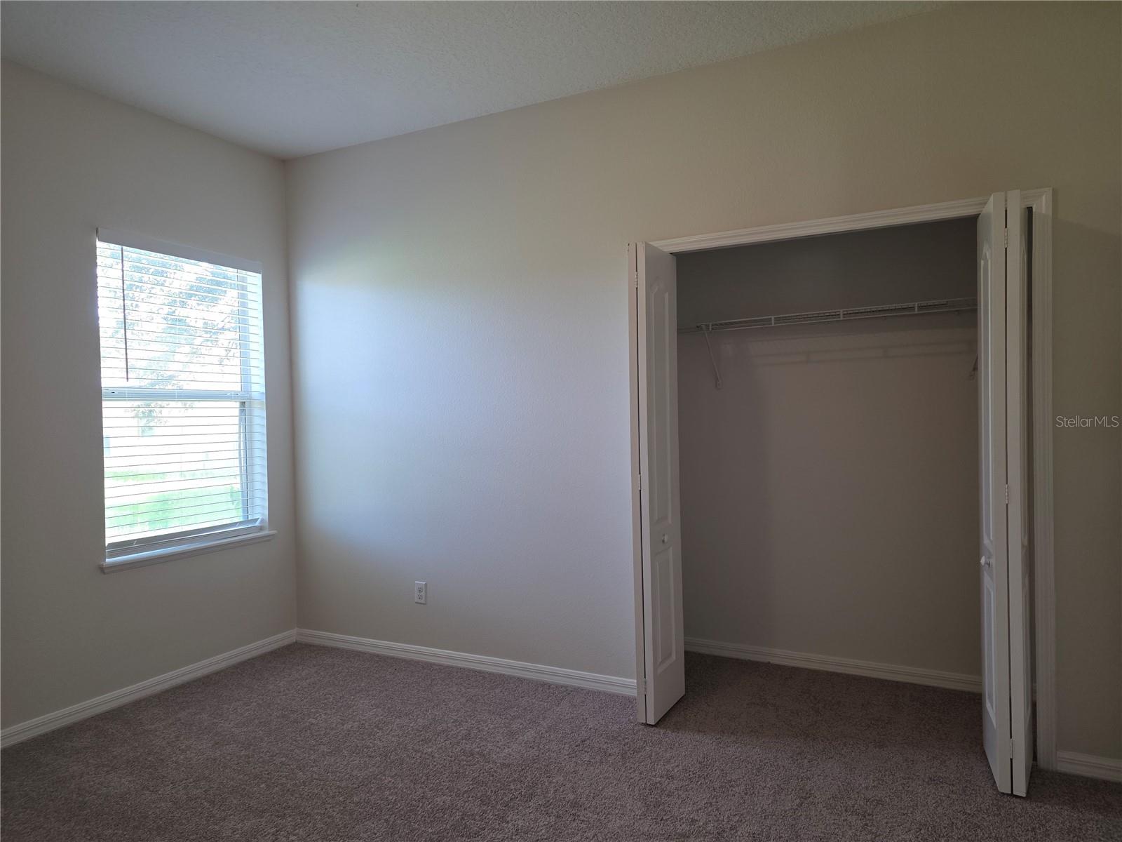 CHARLESTON PARK - Residential Lease