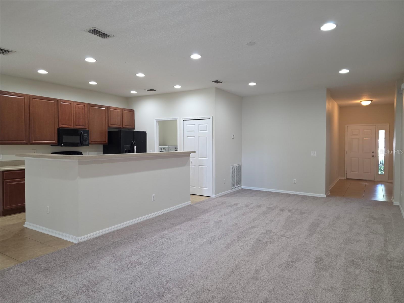 CHARLESTON PARK - Residential Lease