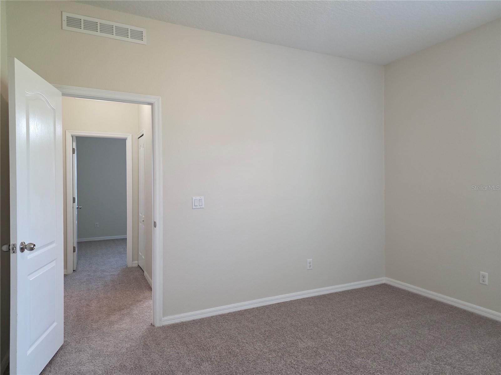 CHARLESTON PARK - Residential Lease