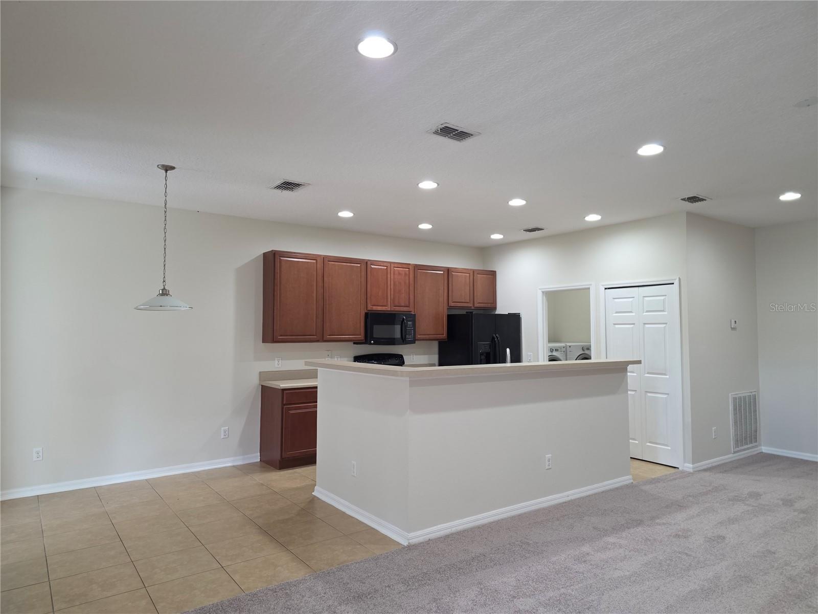 CHARLESTON PARK - Residential Lease