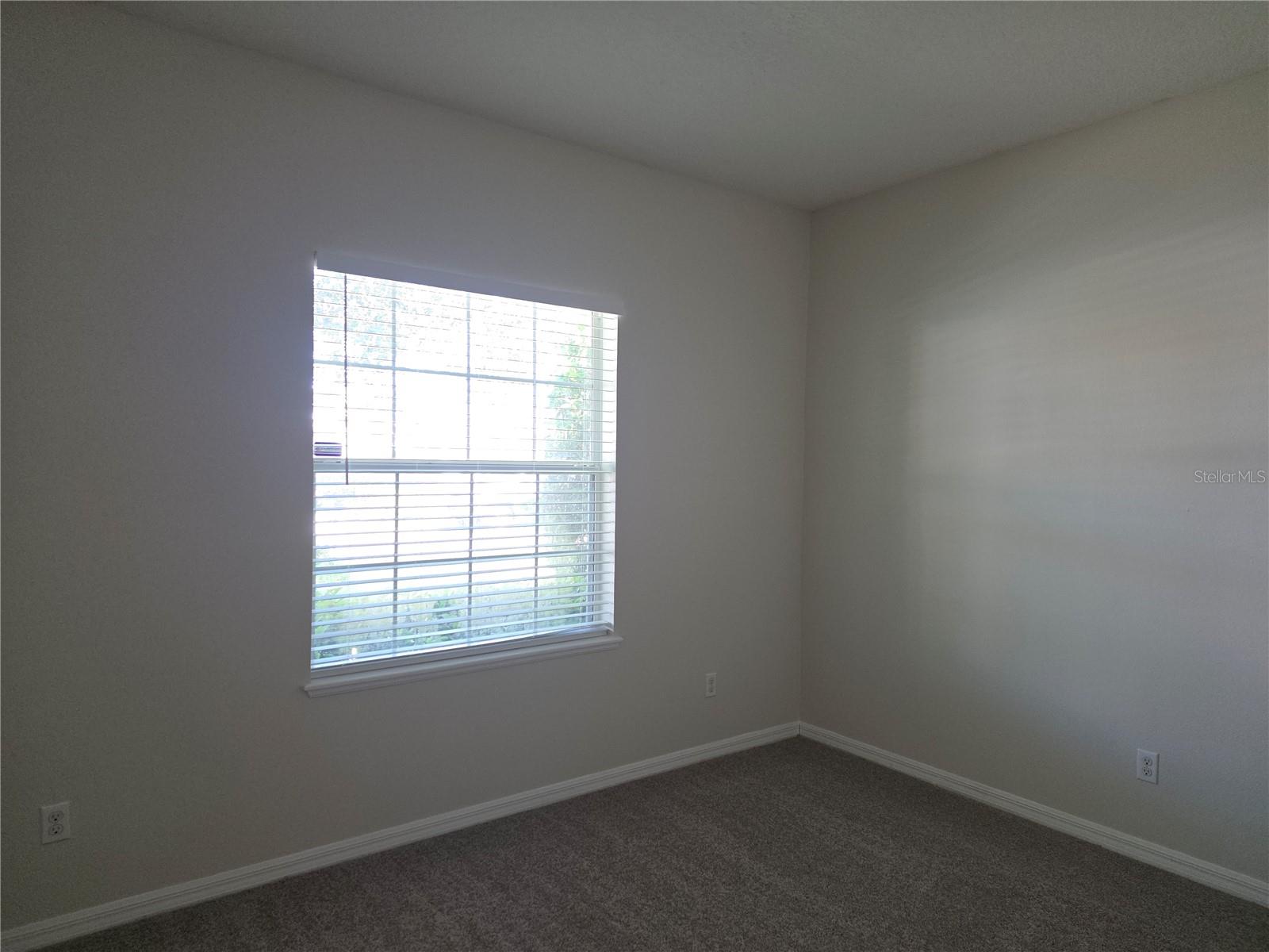 CHARLESTON PARK - Residential Lease