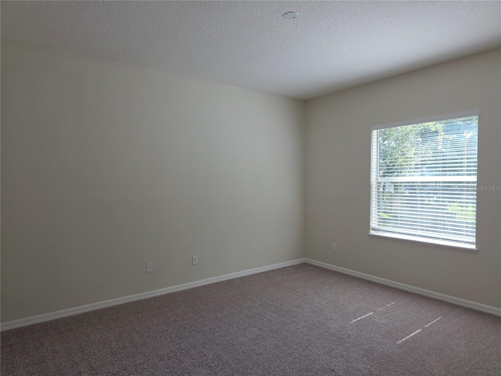 CHARLESTON PARK - Residential Lease