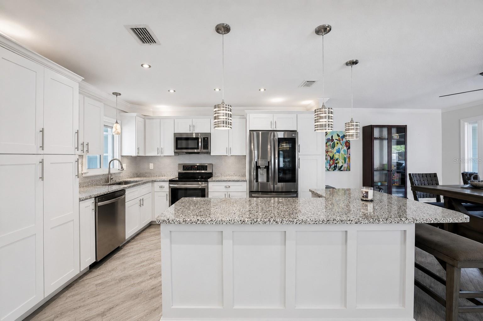 STRATHMORE RIVERSIDE I - Residential