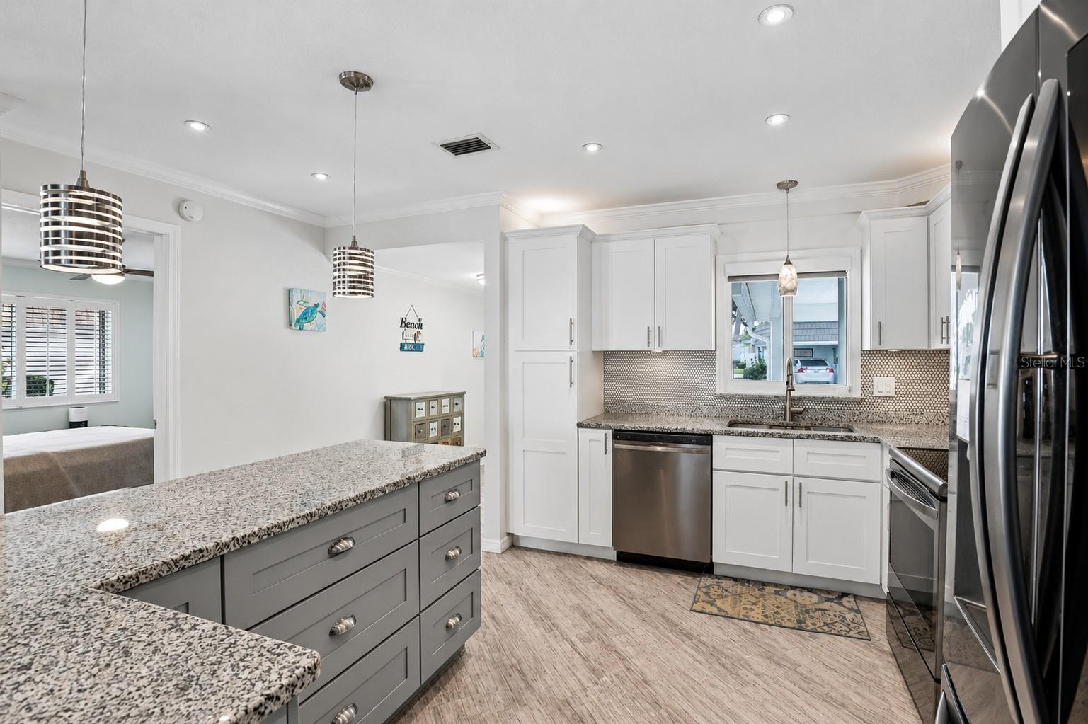 STRATHMORE RIVERSIDE I - Residential