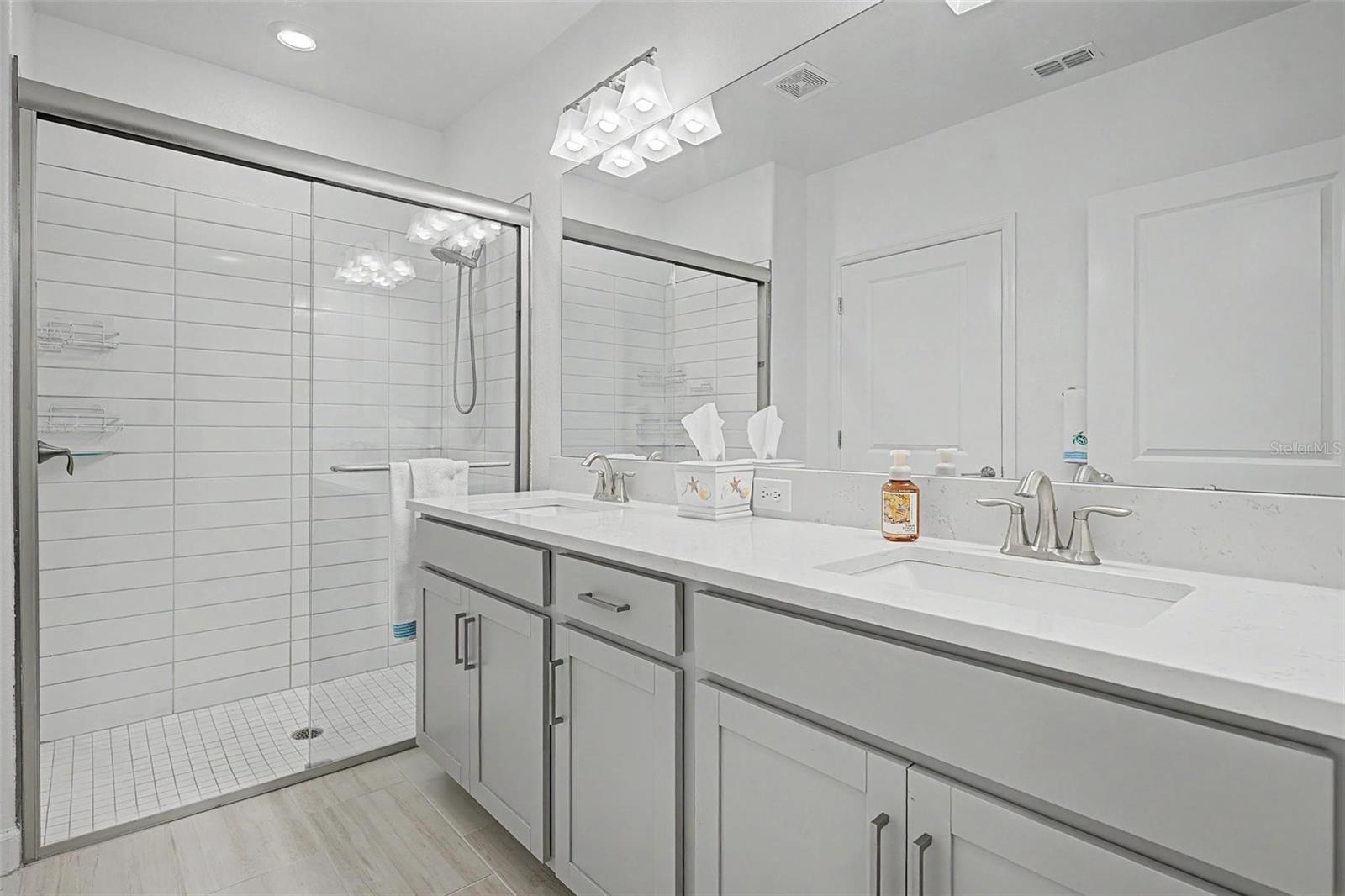 MIRADA ACTIVE ADULT - Residential