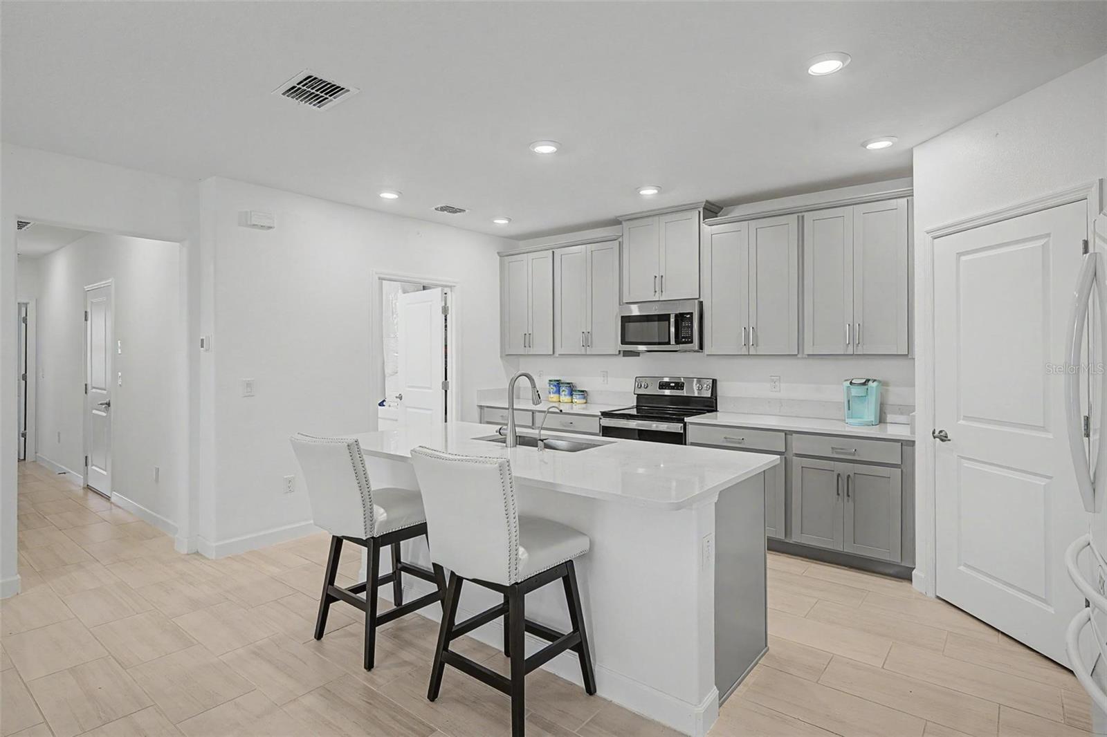 MIRADA ACTIVE ADULT - Residential