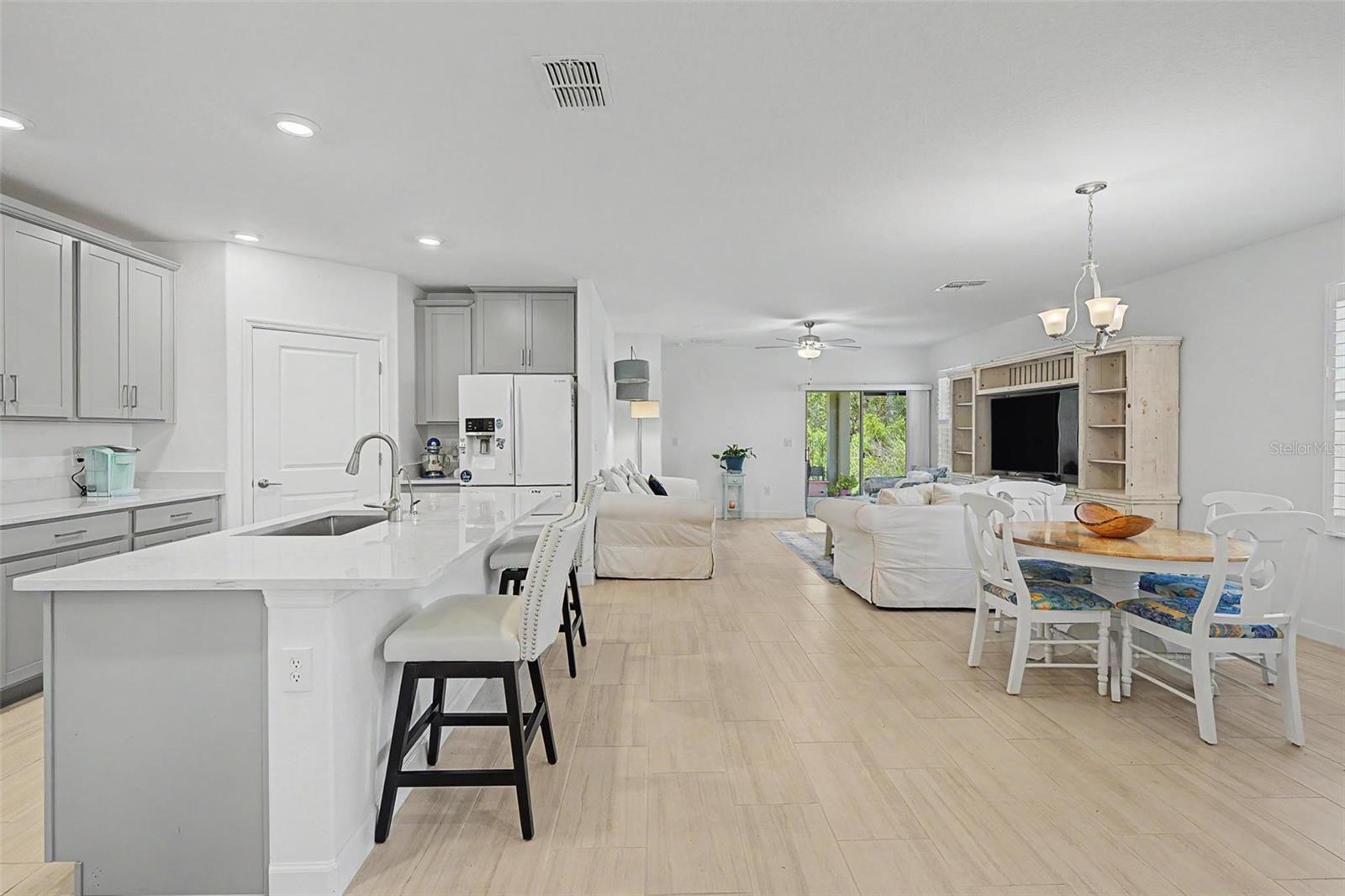 MIRADA ACTIVE ADULT - Residential