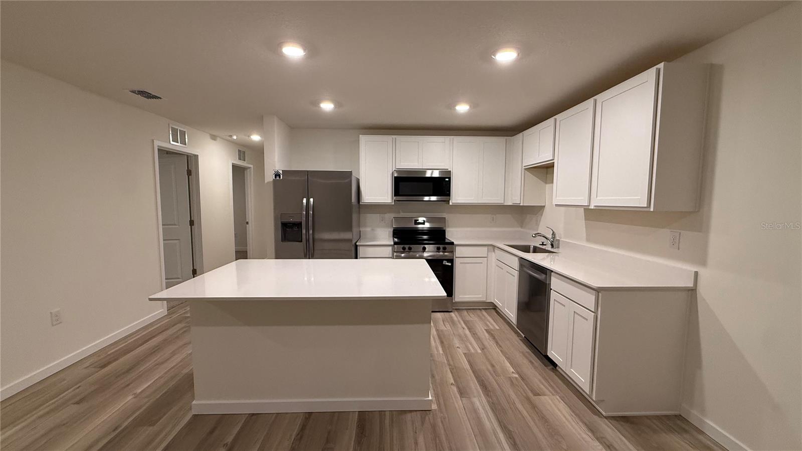 DERBY CREEK - Residential Lease