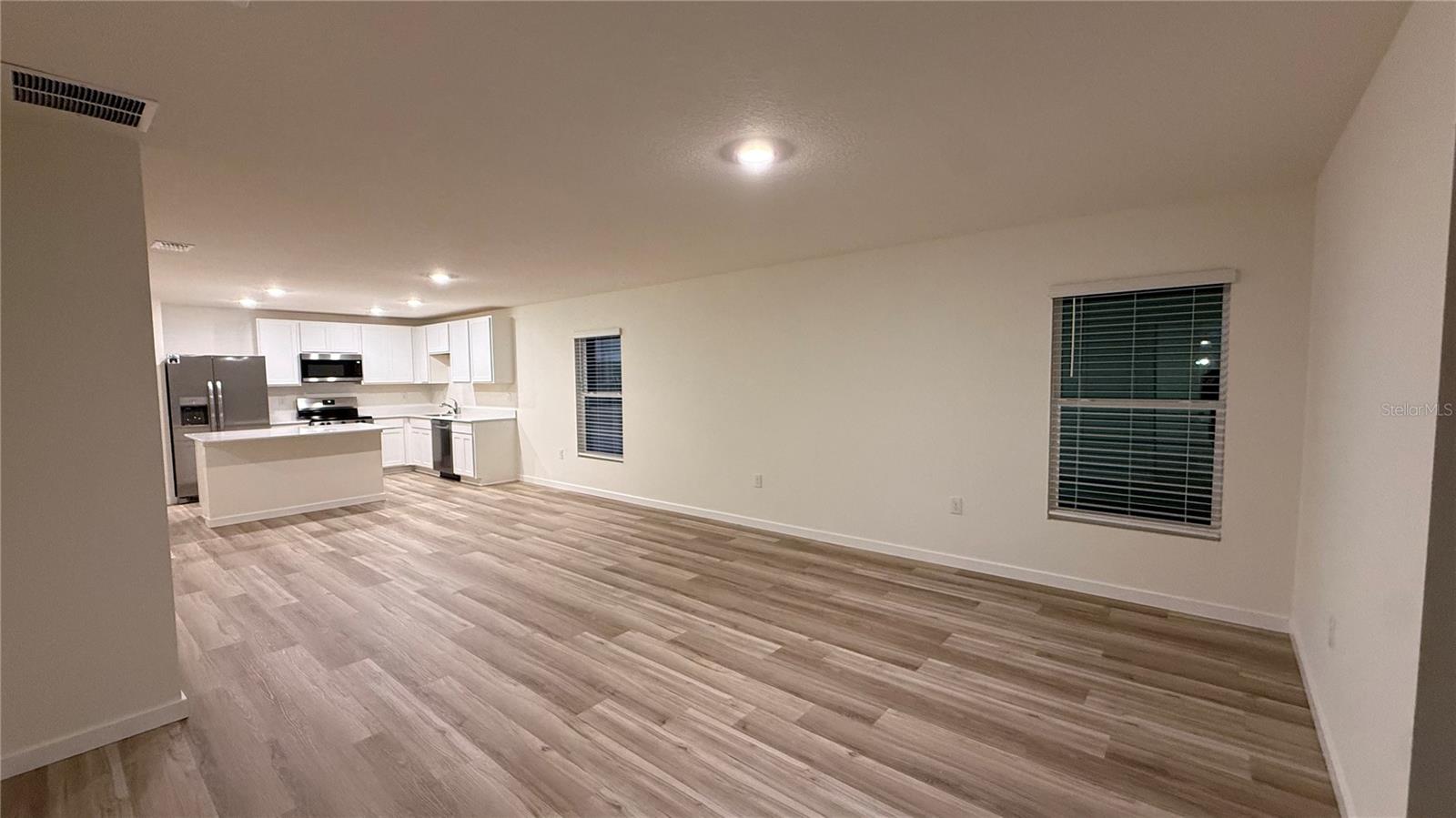 DERBY CREEK - Residential Lease