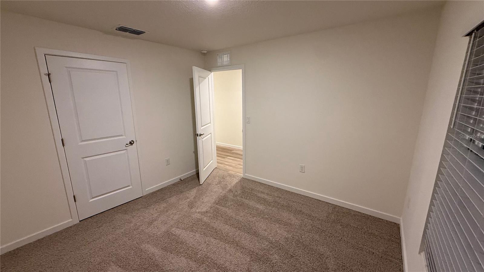 DERBY CREEK - Residential Lease