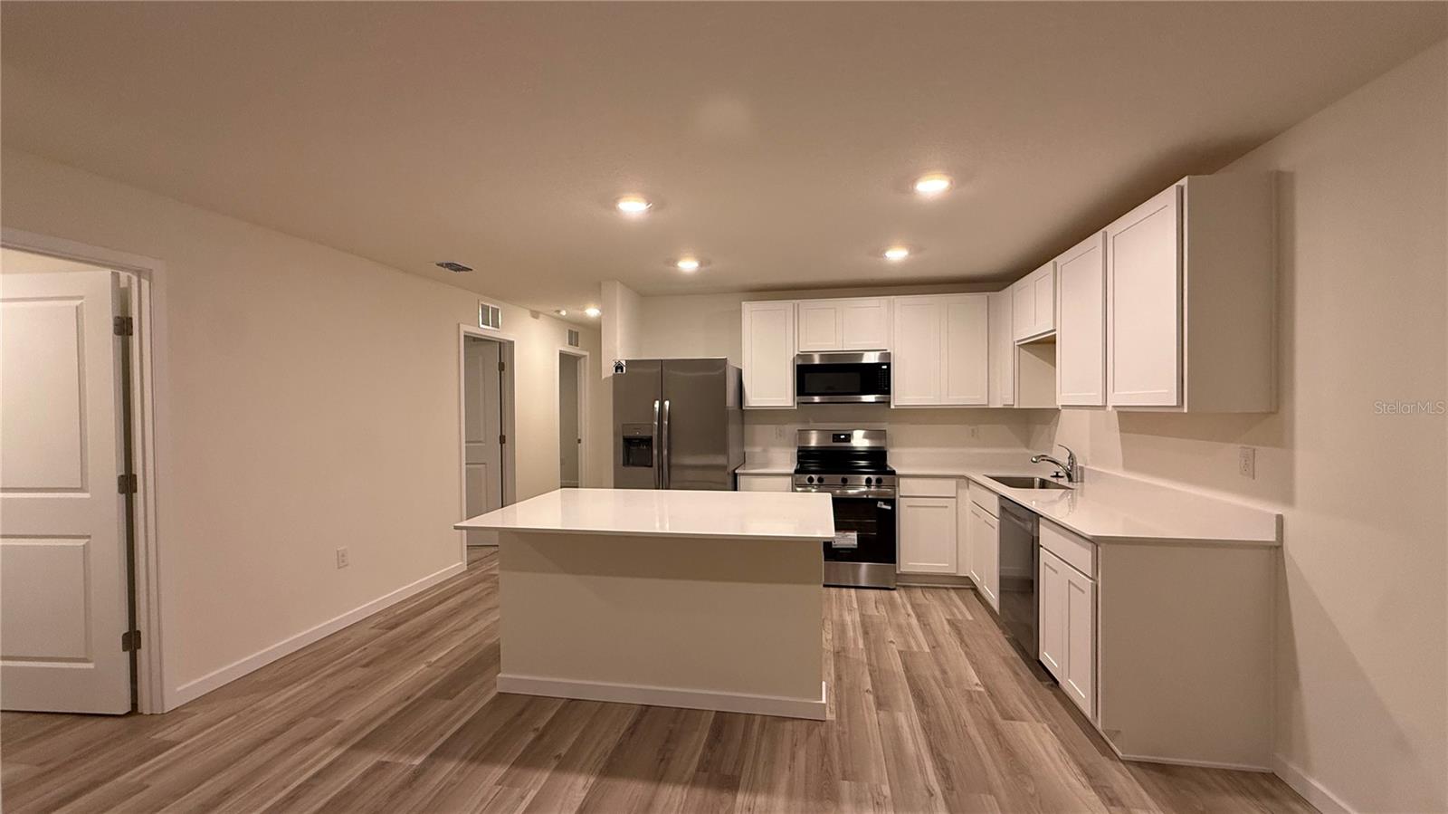 DERBY CREEK - Residential Lease