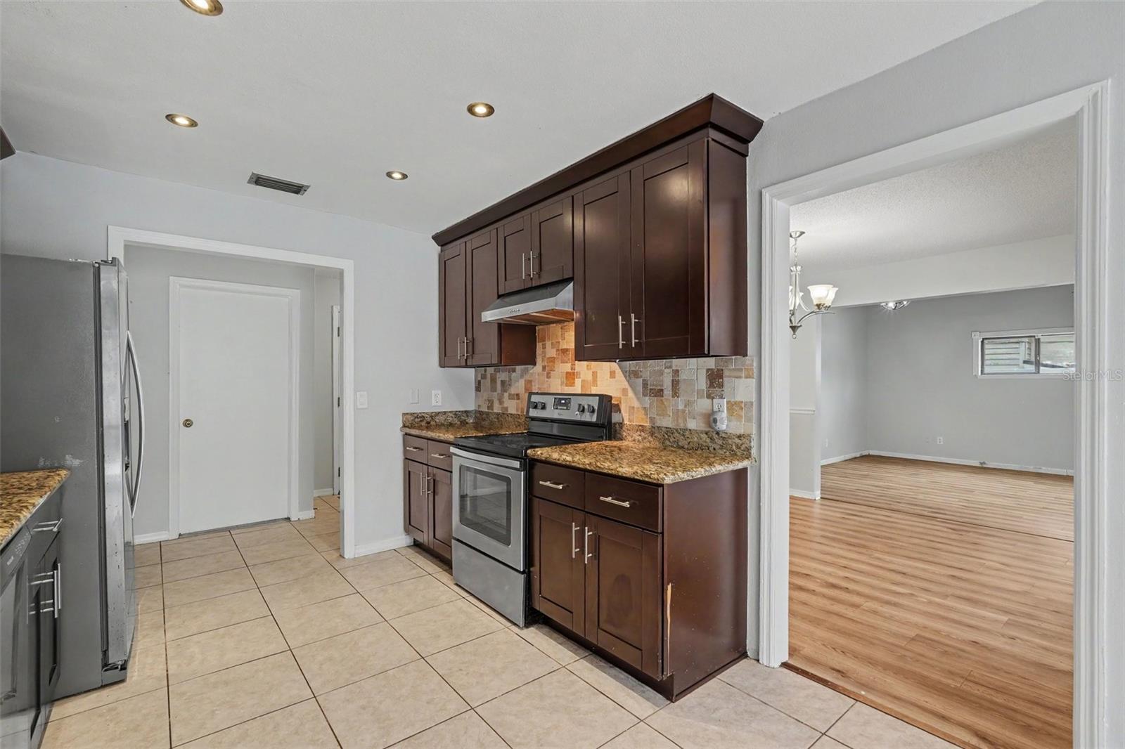 CARROLLWOOD SOUTH - Residential