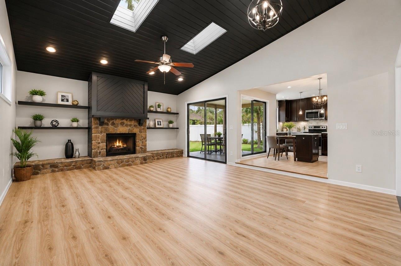 CARROLLWOOD SOUTH - Residential