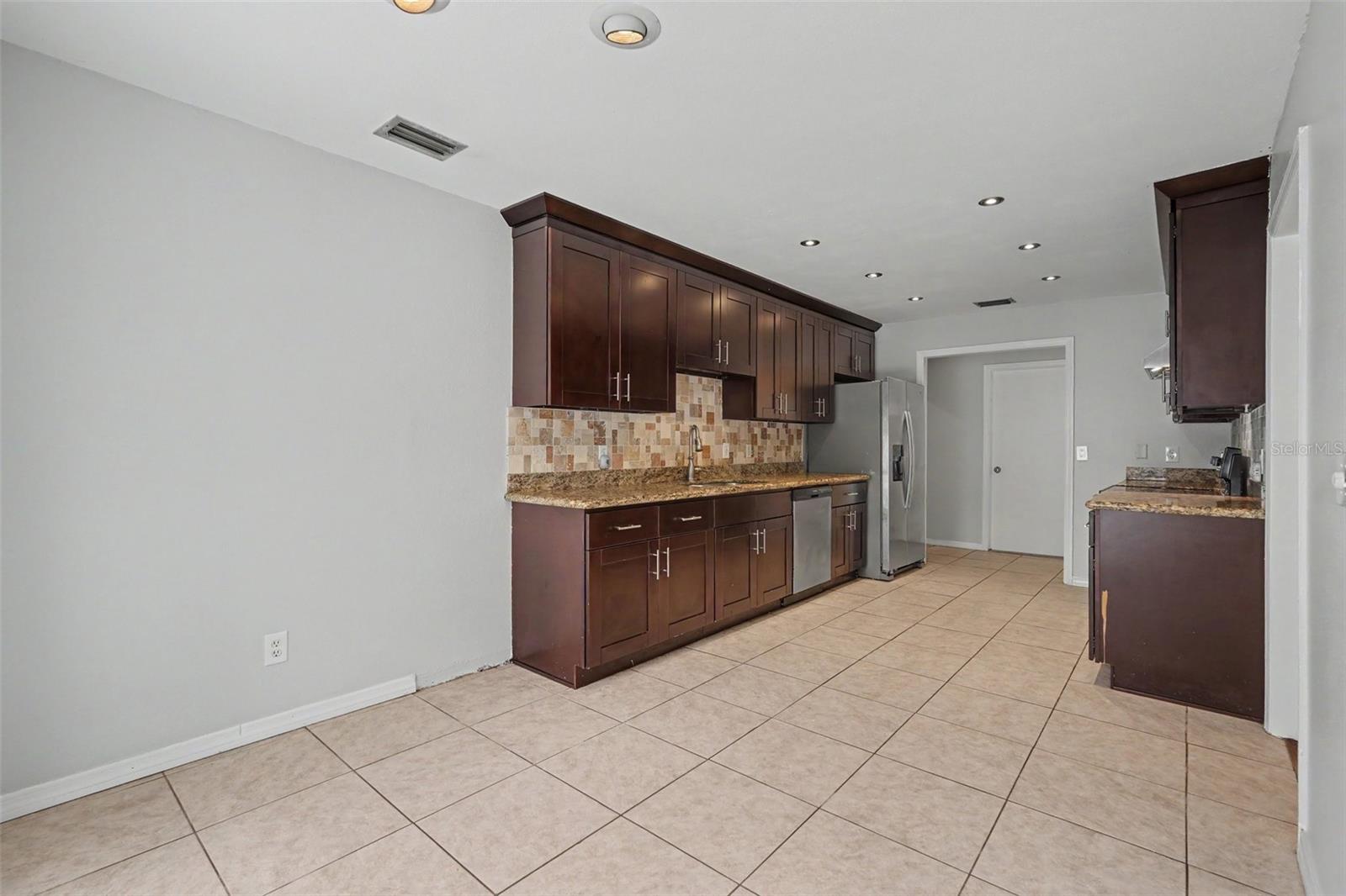 CARROLLWOOD SOUTH - Residential