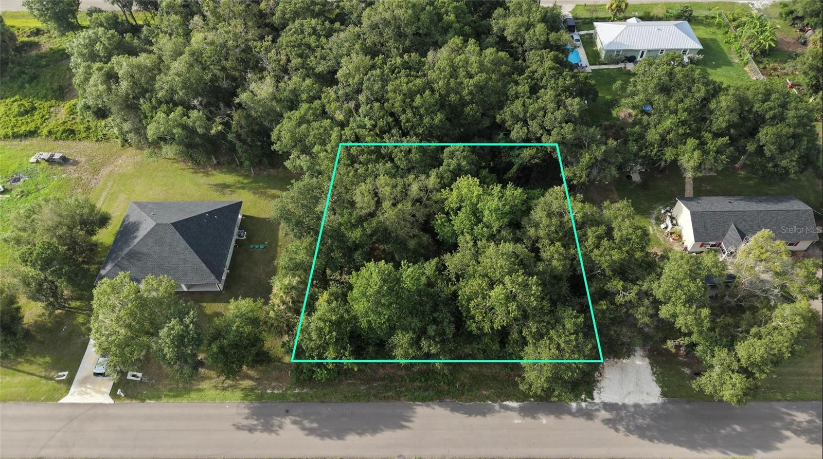 Dixie Ranch Estates: one of the best neighborhoods in Okeechobee. PAVED ROAD! There are some new construction homes being built in the subdivision. Located off Hwy 98 North, just minutes from downtown City of Okeechobee. One advantage is that there's no homeowners association (HOA), which means you won't be subject to any HOA rules or fees. This can give you more freedom to design and build your property according to your preferences. Priced to sell quickly!  Close to shopping centers, schools, hospitals etc.