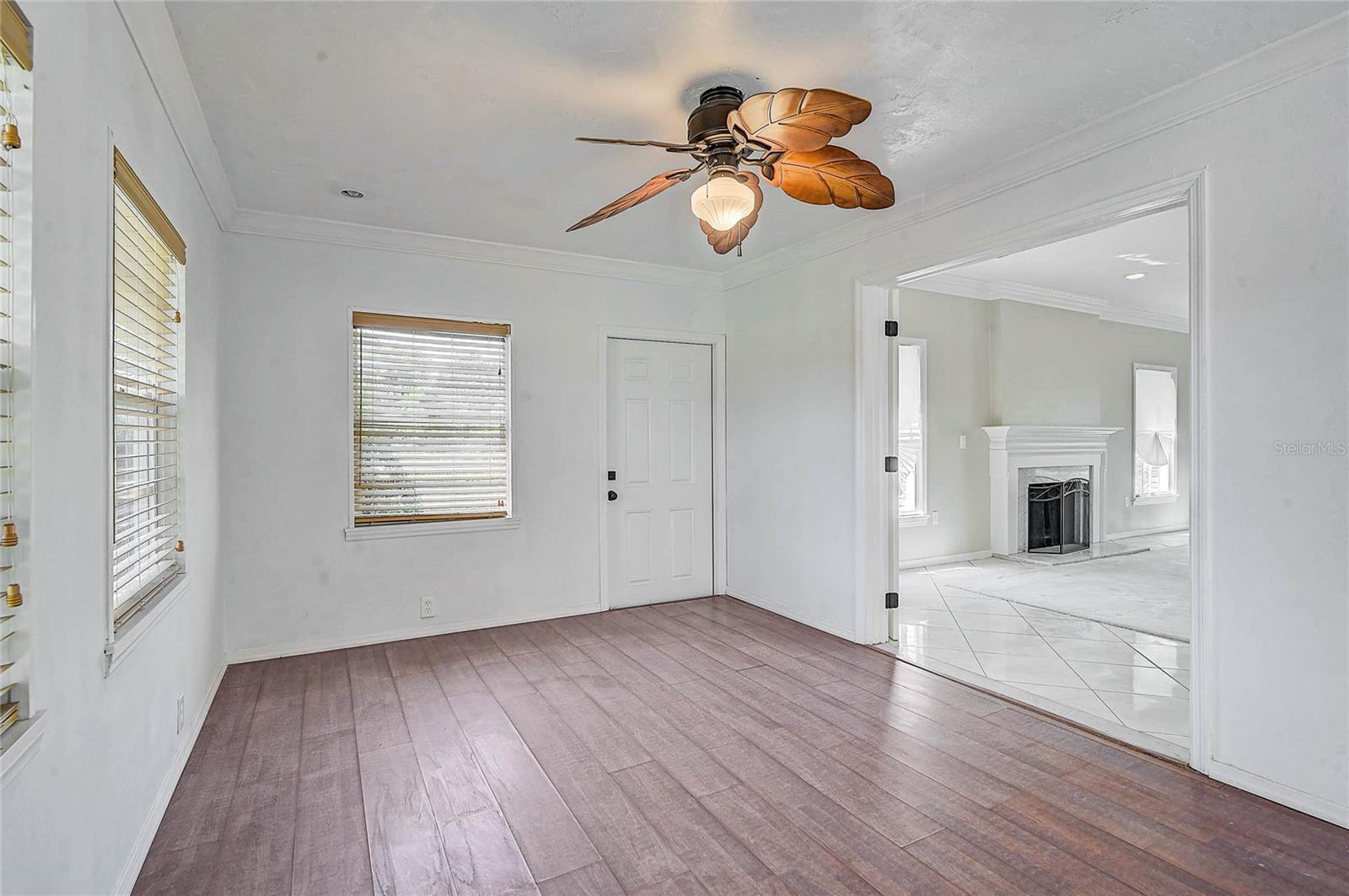 FRST LAKES COUNTRY CLUB ESTATES - Residential