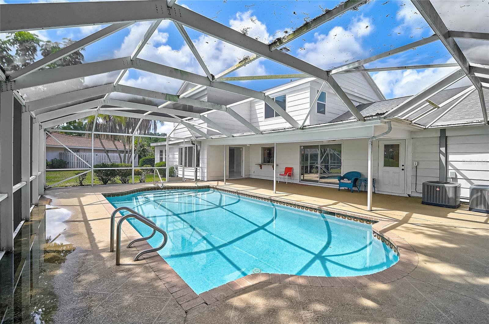 FRST LAKES COUNTRY CLUB ESTATES - Residential