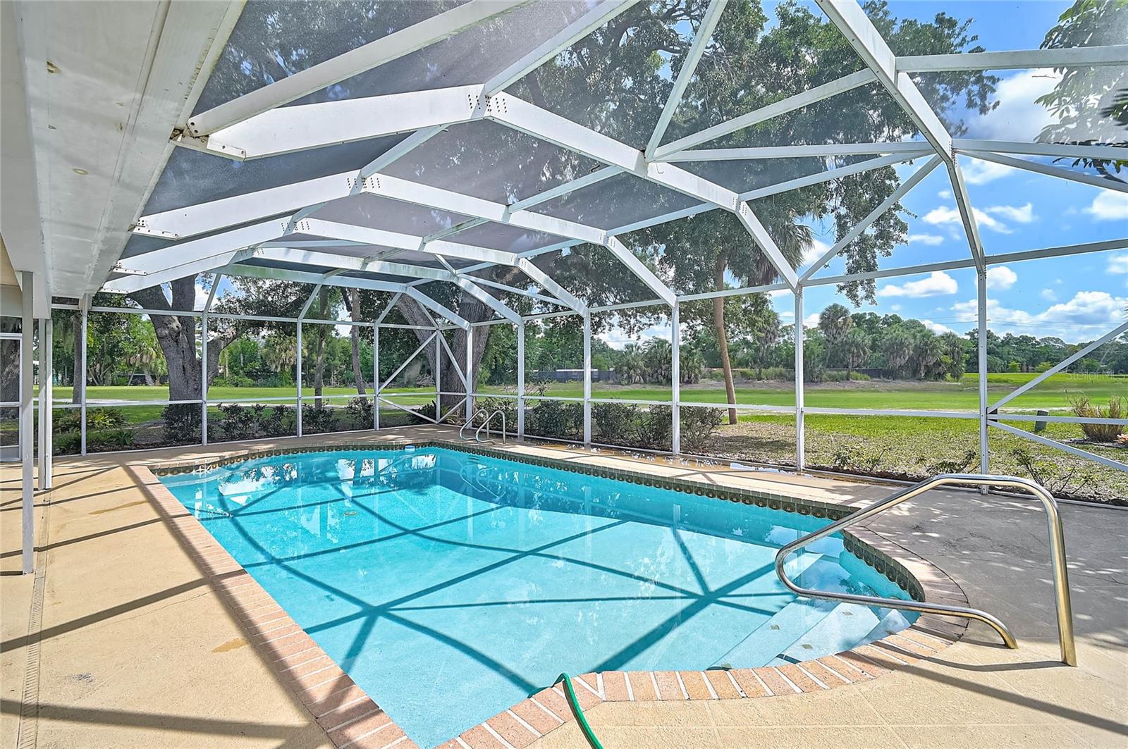FRST LAKES COUNTRY CLUB ESTATES - Residential