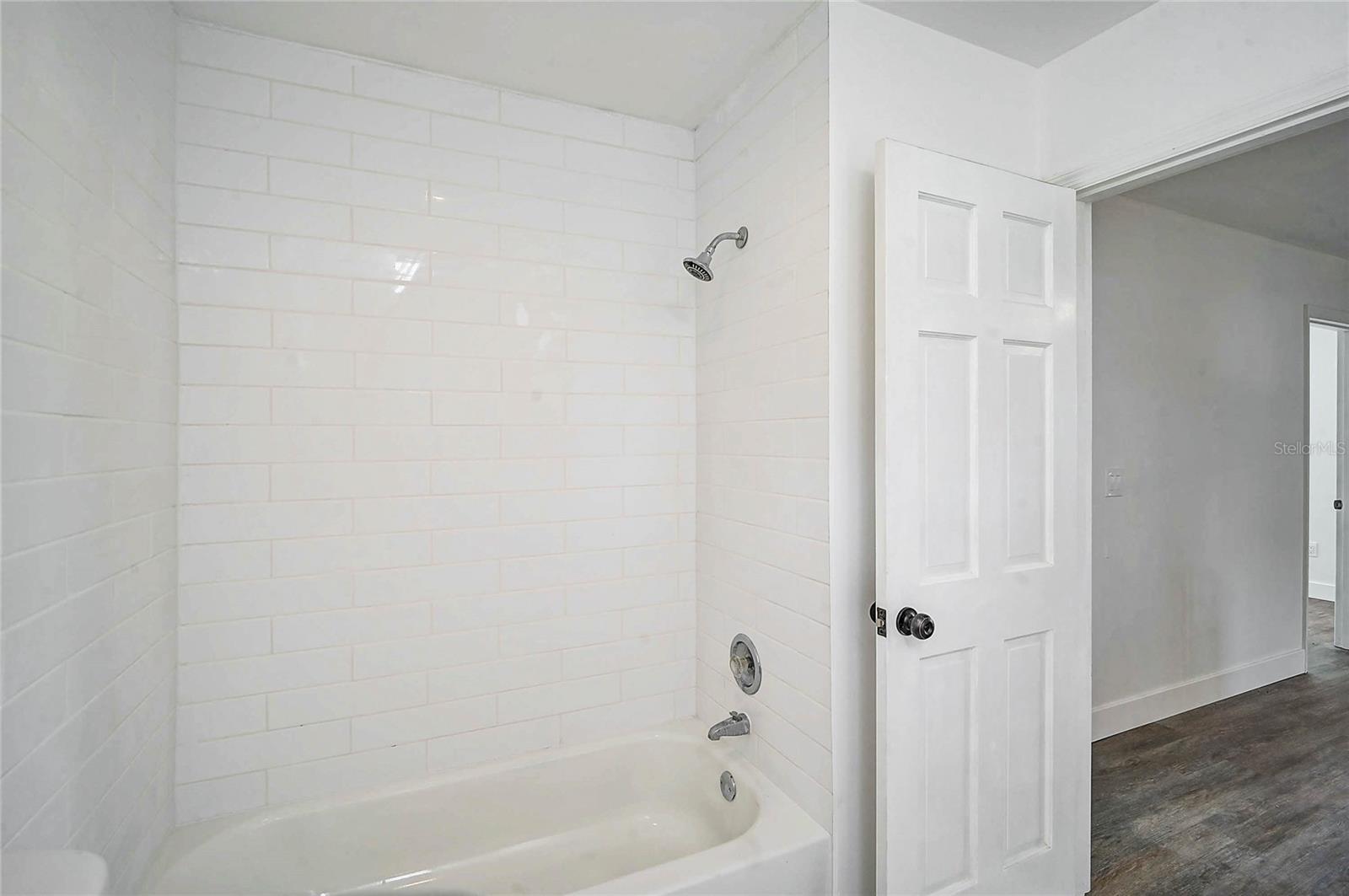 FRST LAKES COUNTRY CLUB ESTATES - Residential