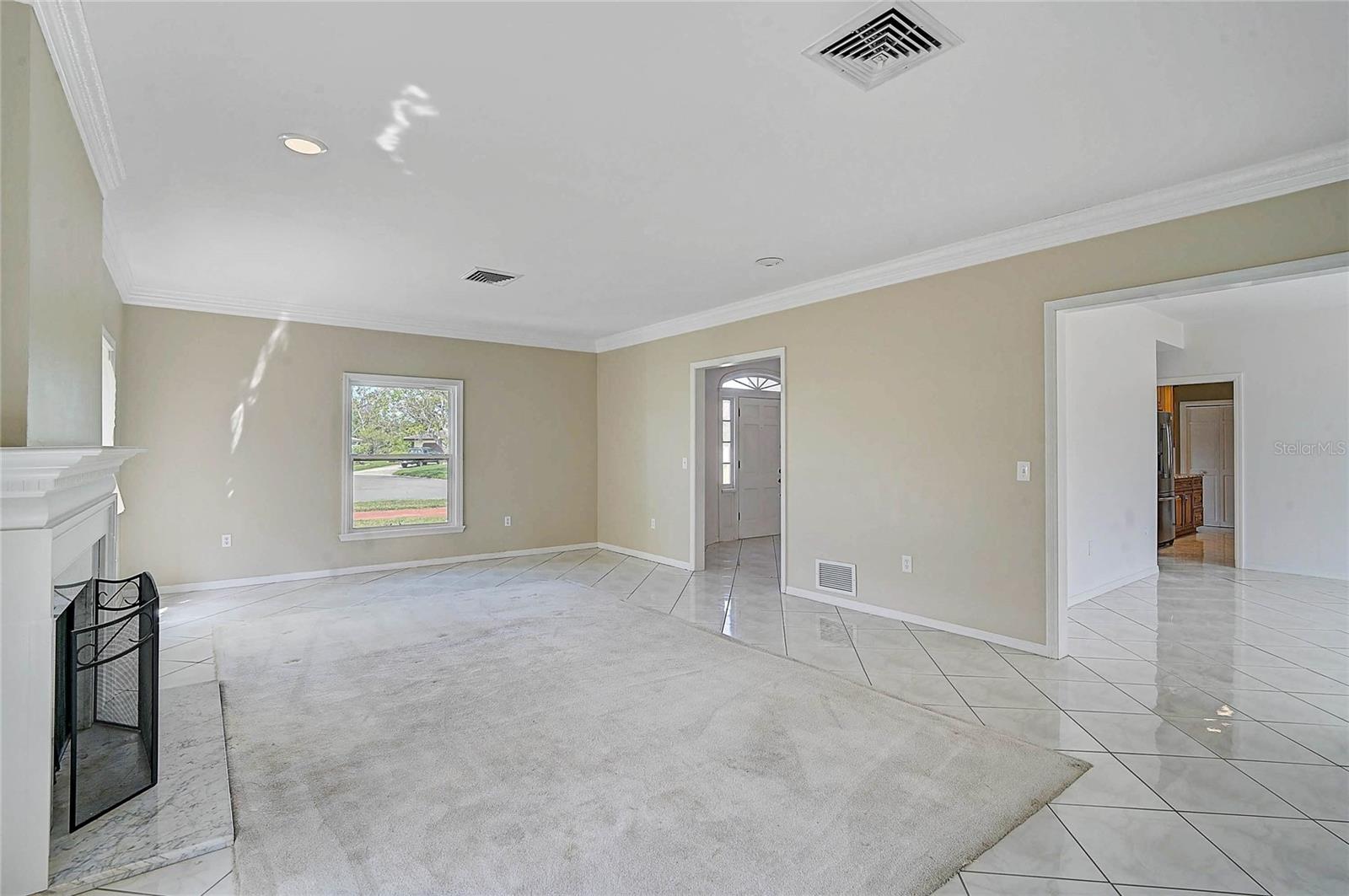FRST LAKES COUNTRY CLUB ESTATES - Residential