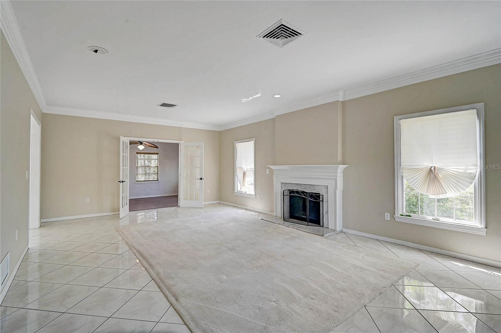 FRST LAKES COUNTRY CLUB ESTATES - Residential