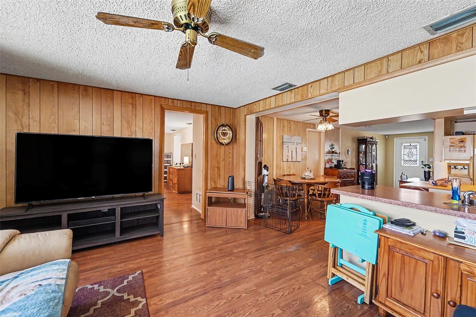 EMBASSY HILLS - Residential