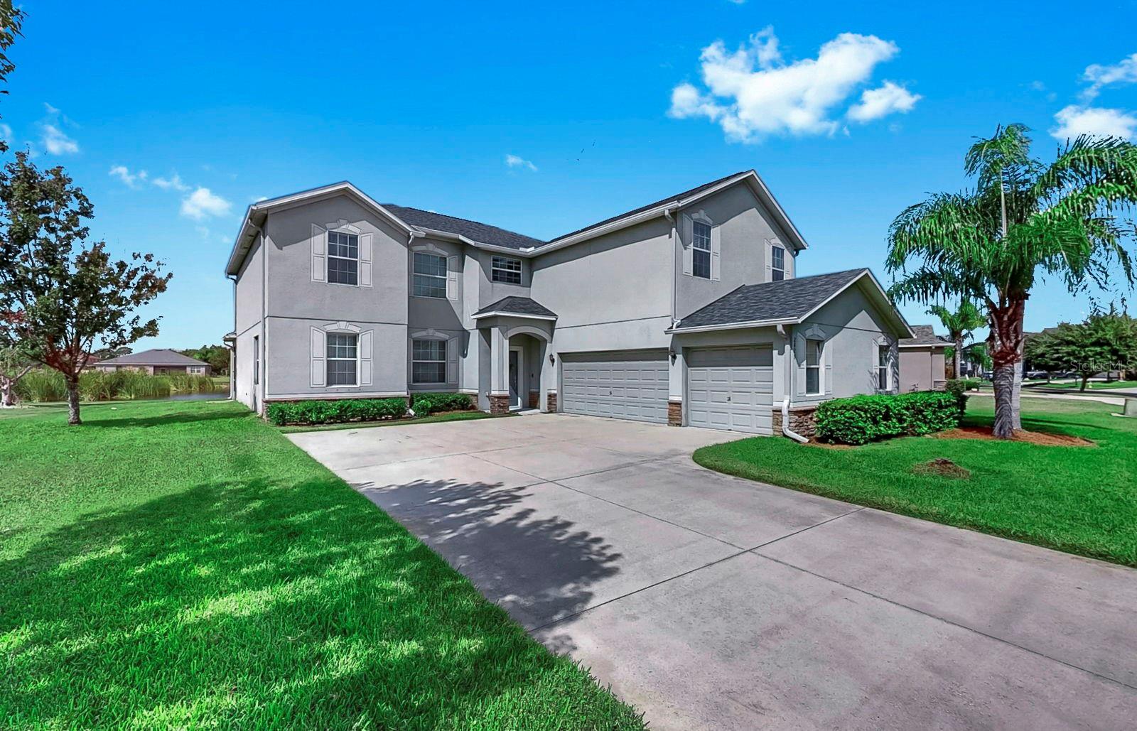 SPYGLASS AT RIVER BEND - Residential