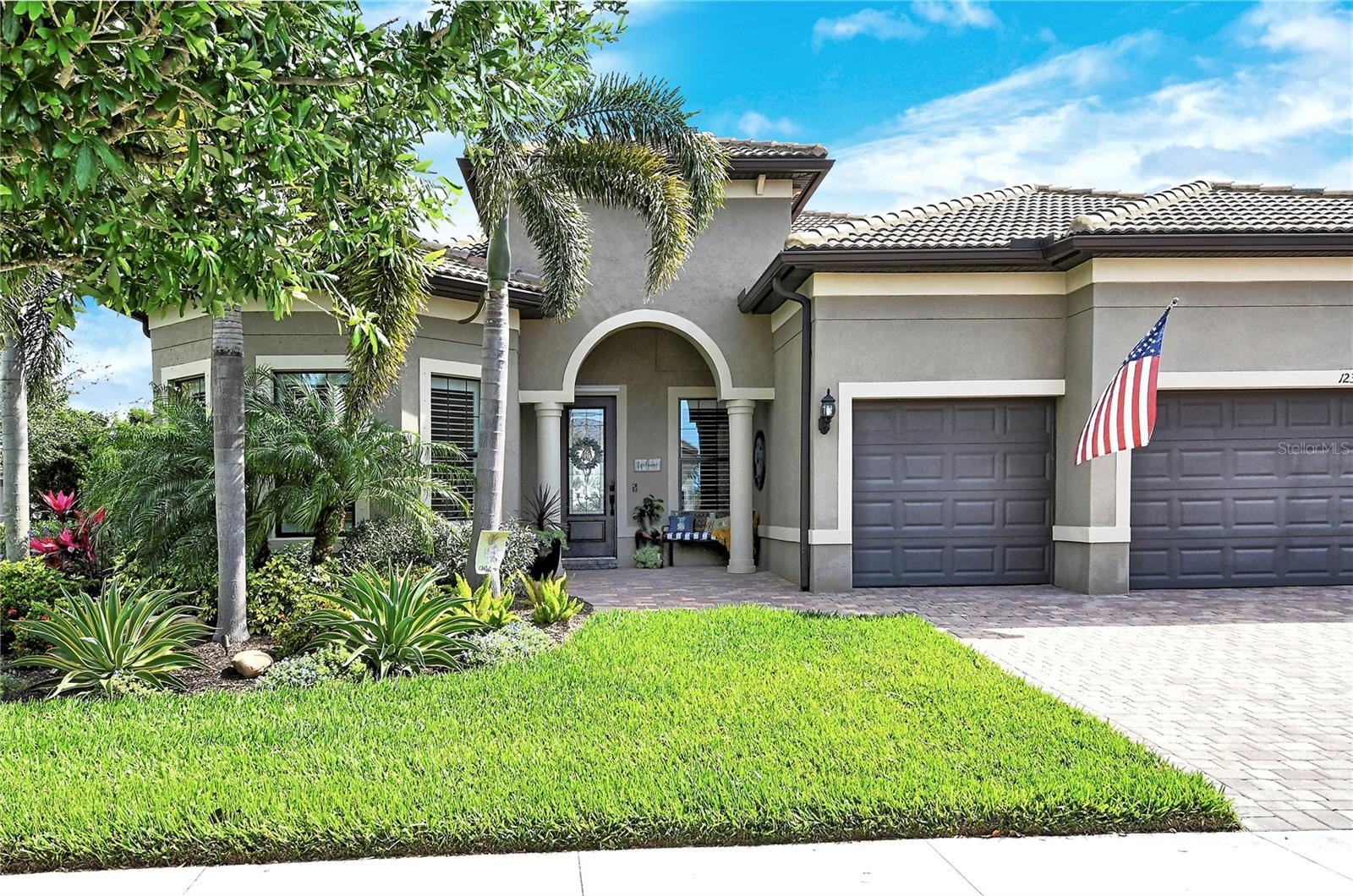 HAMMOCK PRESERVE PH 14-4 1B & - Residential