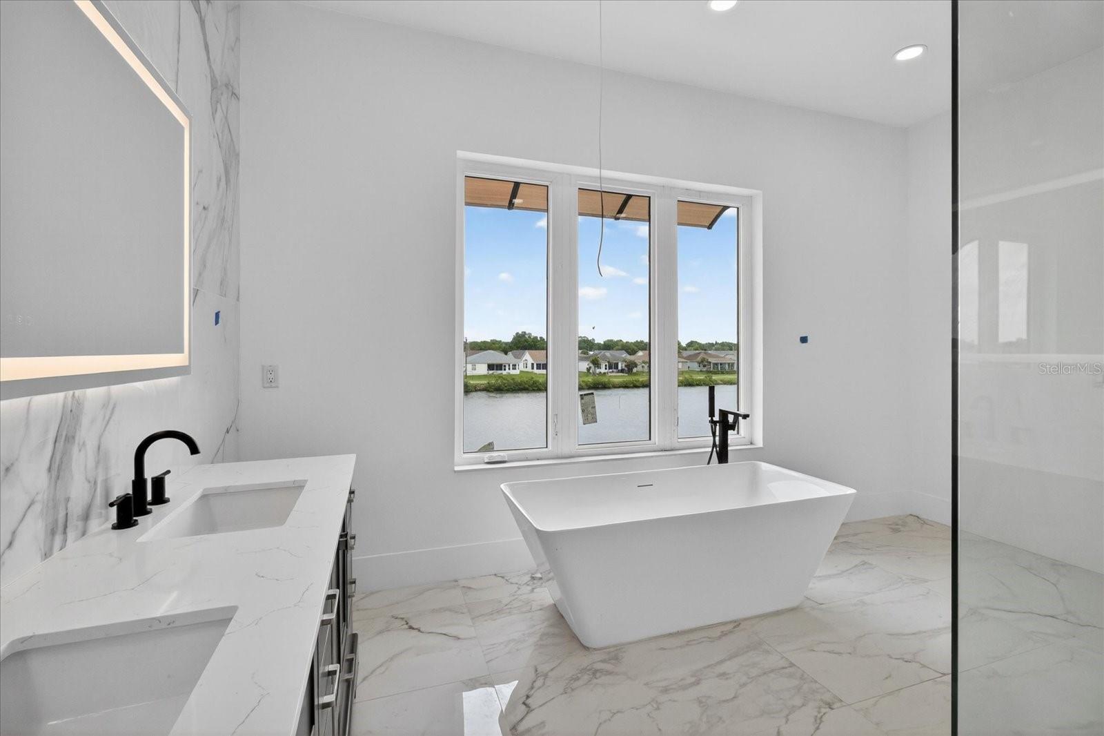 EDGE WATER RESERVE - Residential