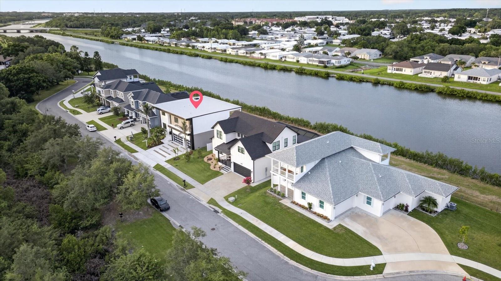 EDGE WATER RESERVE - Residential