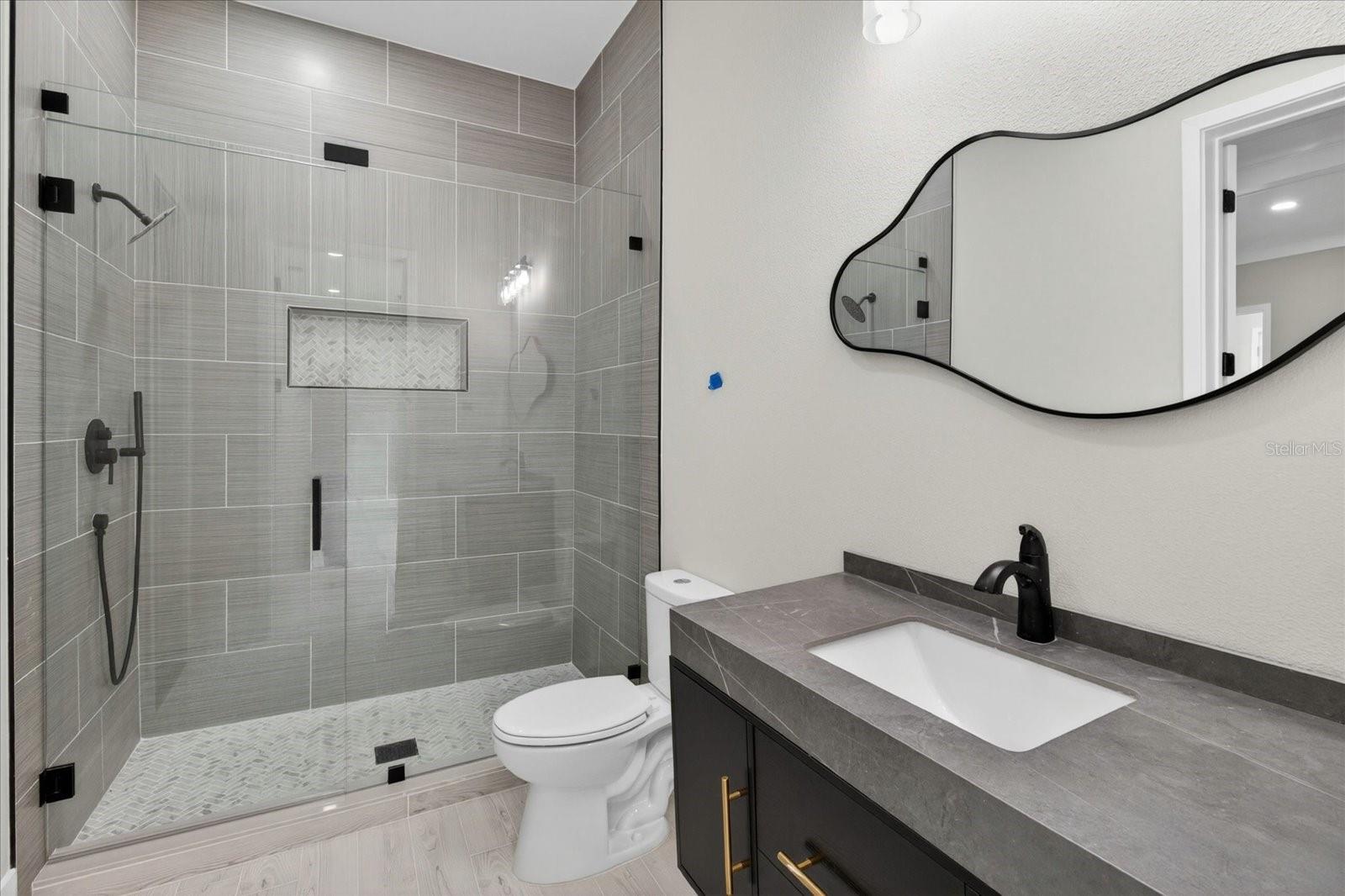 EDGE WATER RESERVE - Residential