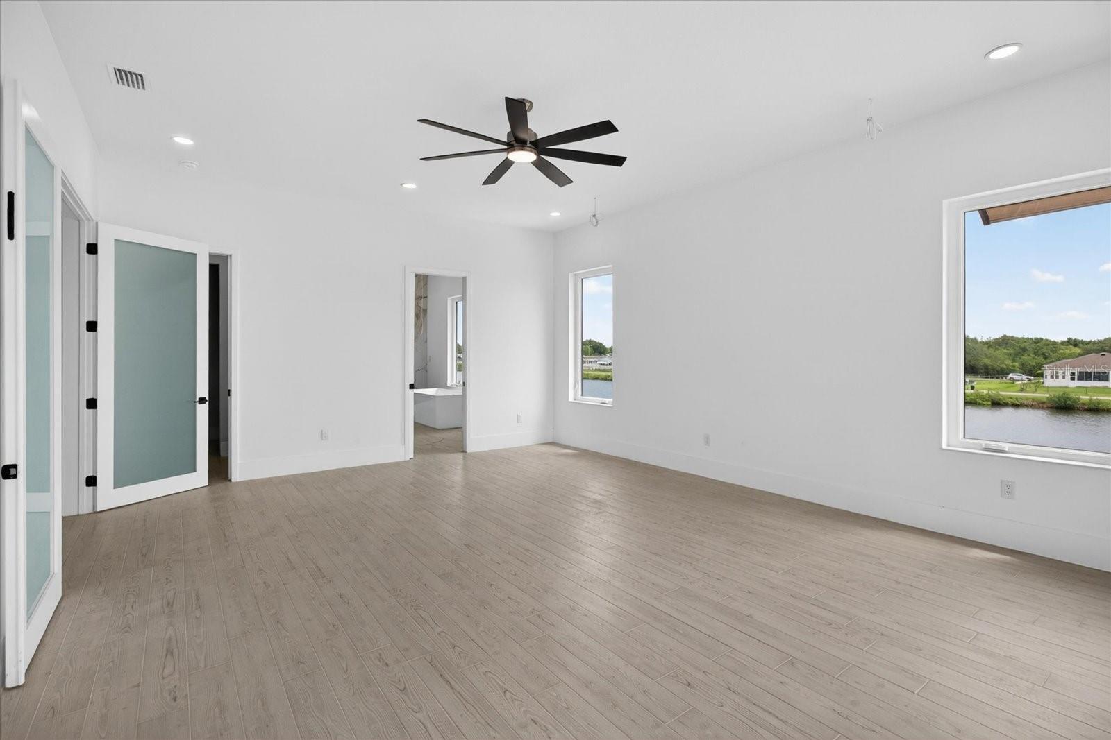 EDGE WATER RESERVE - Residential